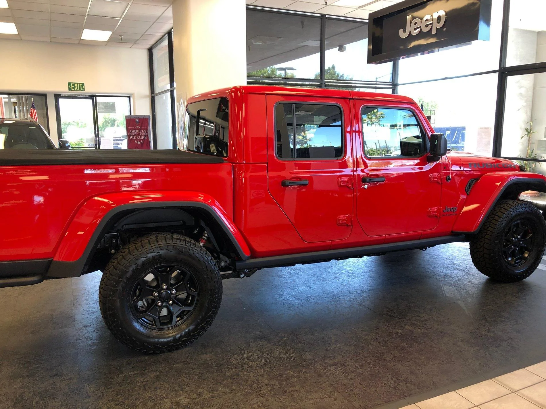 Jeep Gladiator Jeep Gladiator Launch Edition 100k Winner 71C6B70F-4F9B-4611-AC7D-C2015748DF28