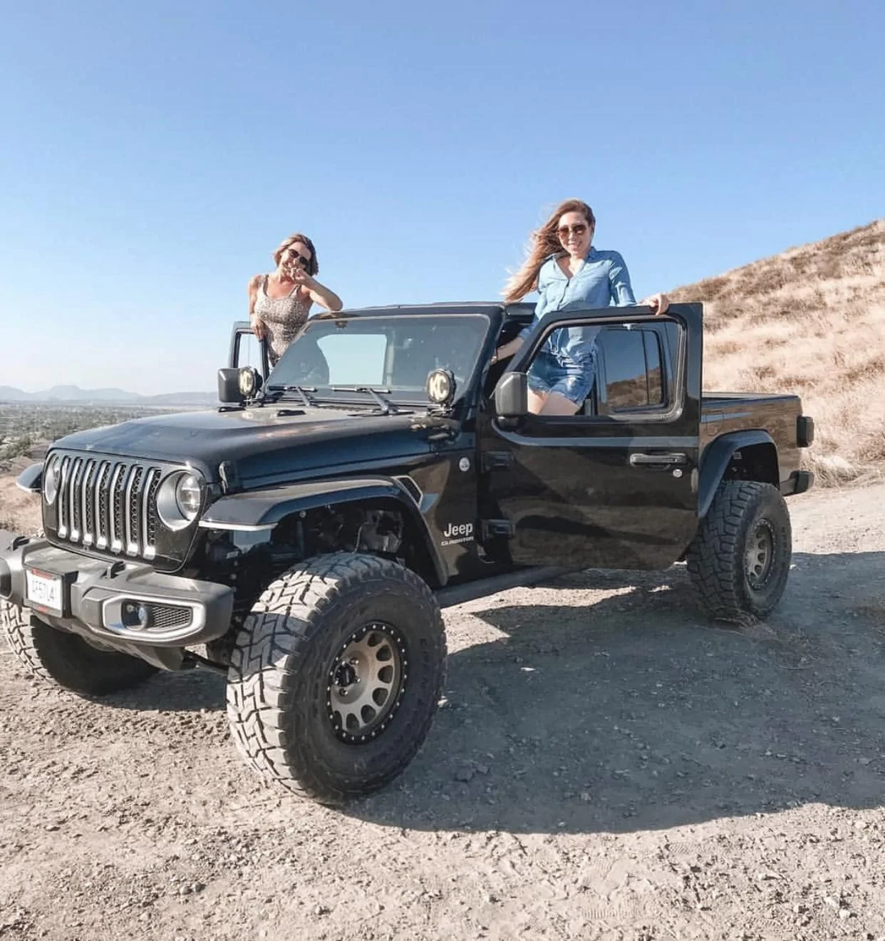 Jeep Gladiator BLACK Gladiator JT Club 8E53DBA9-2635-4579-B82A-821EB2B94DC0