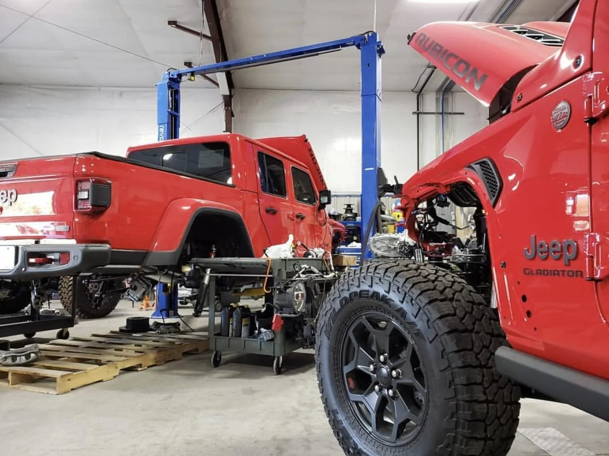 Jeep Gladiator FIRECRACKER RED Gladiator JT Club 7450A086-154A-4E2C-A4AF-B9EAEFD551C2