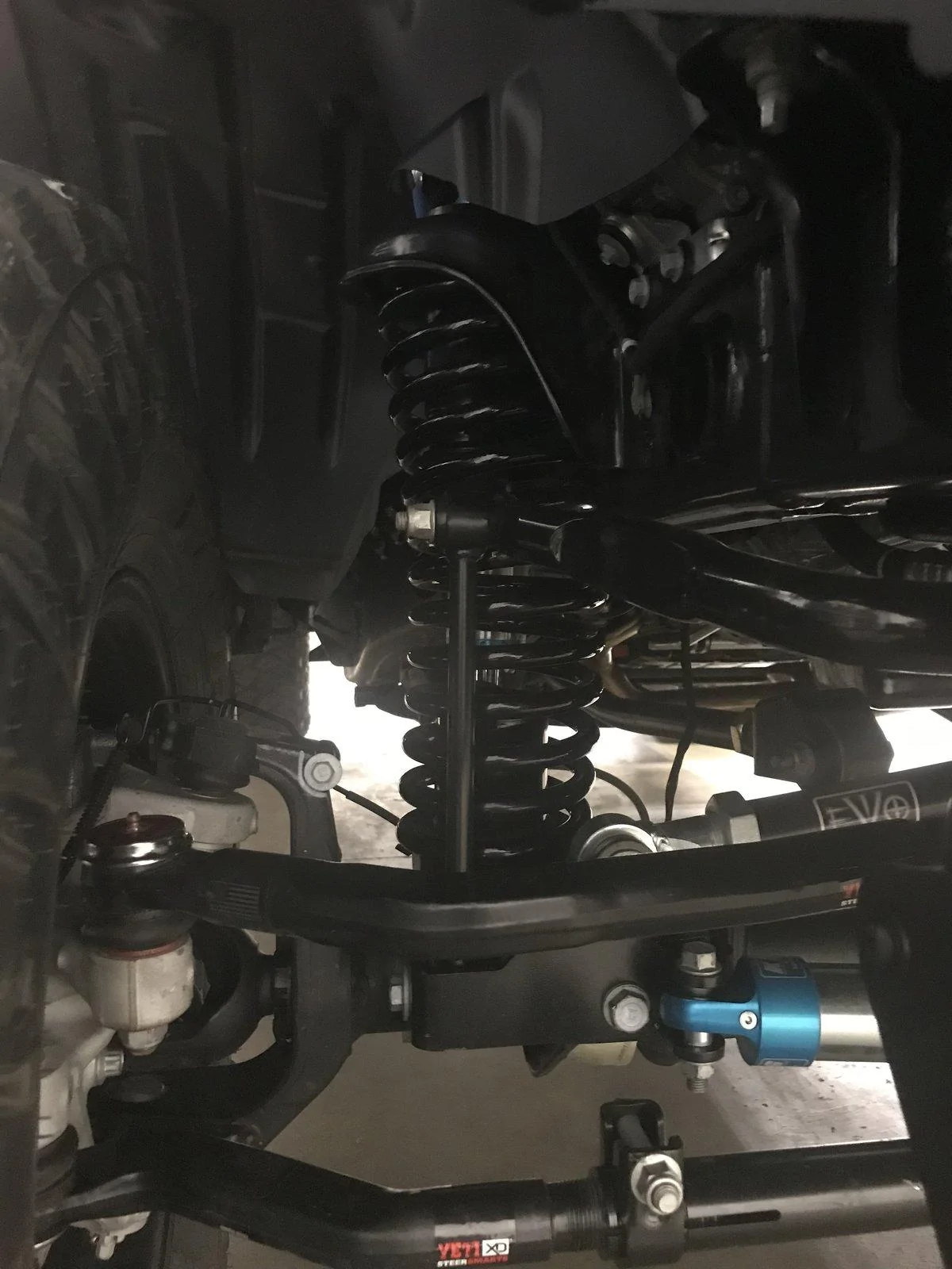 Jeep Gladiator Front coil spring bow just like the JL once lifted B8225227-A100-4FEF-BC43-29AE69E74457