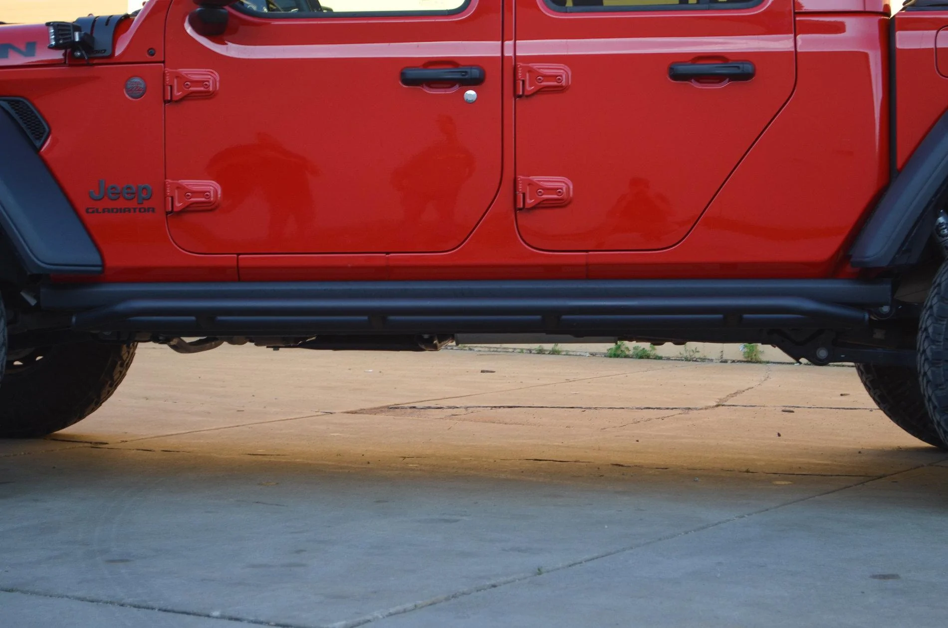 Jeep Gladiator AfterMarket rockers Side Steps ACEJTRS-E