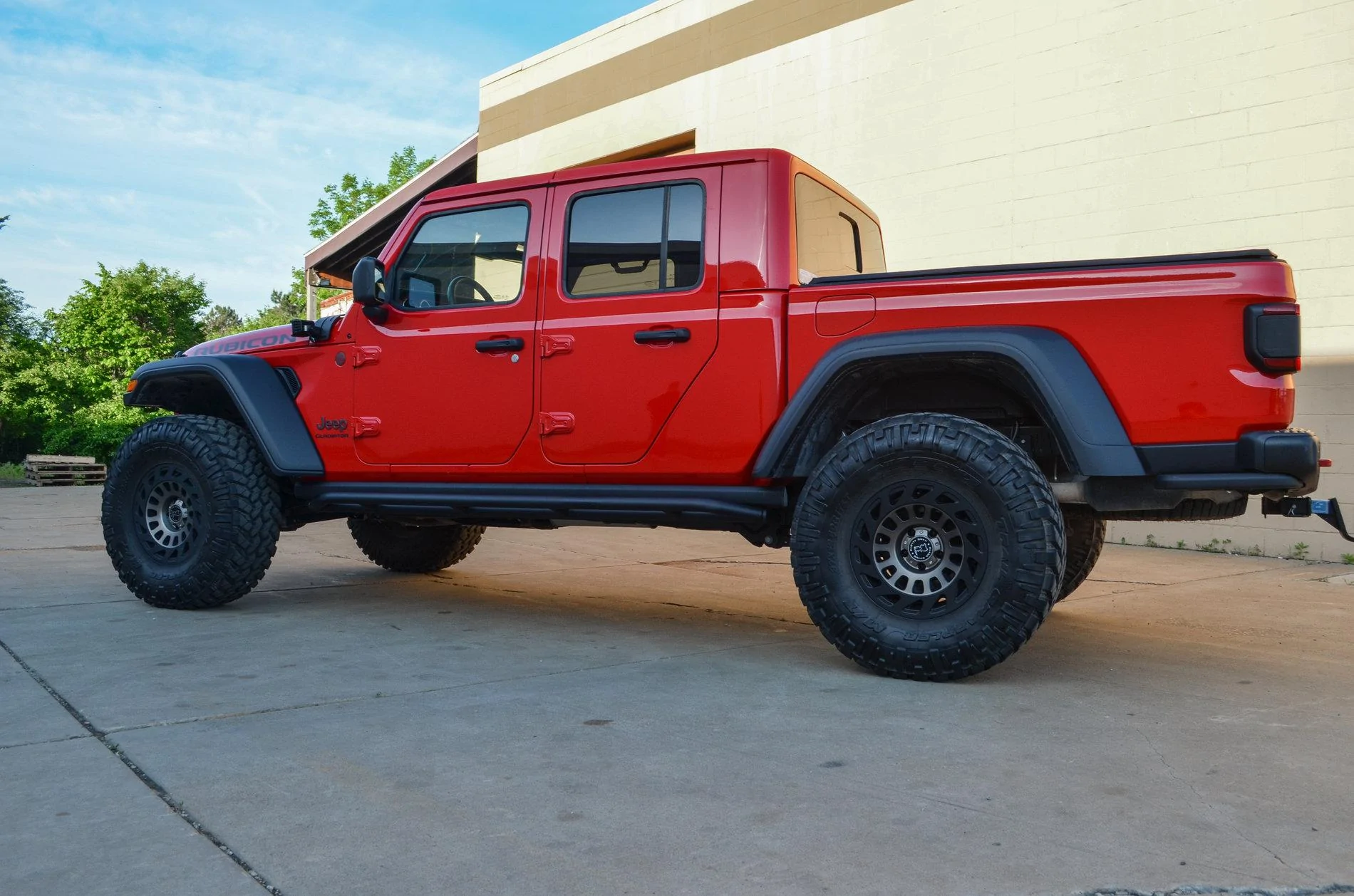 Jeep Gladiator AfterMarket rockers Side Steps ACEJTRS-F