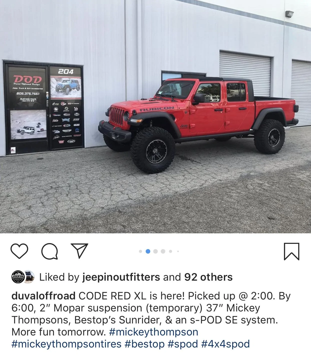 Jeep Gladiator FIRECRACKER RED Gladiator JT Club B6235117-7FAC-45E1-85B7-CD0F63B10D22