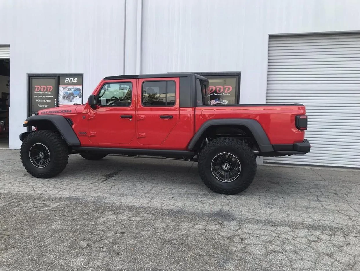 Jeep Gladiator FIRECRACKER RED Gladiator JT Club DC06090E-9E05-4C73-95F2-BD30F8CAF837