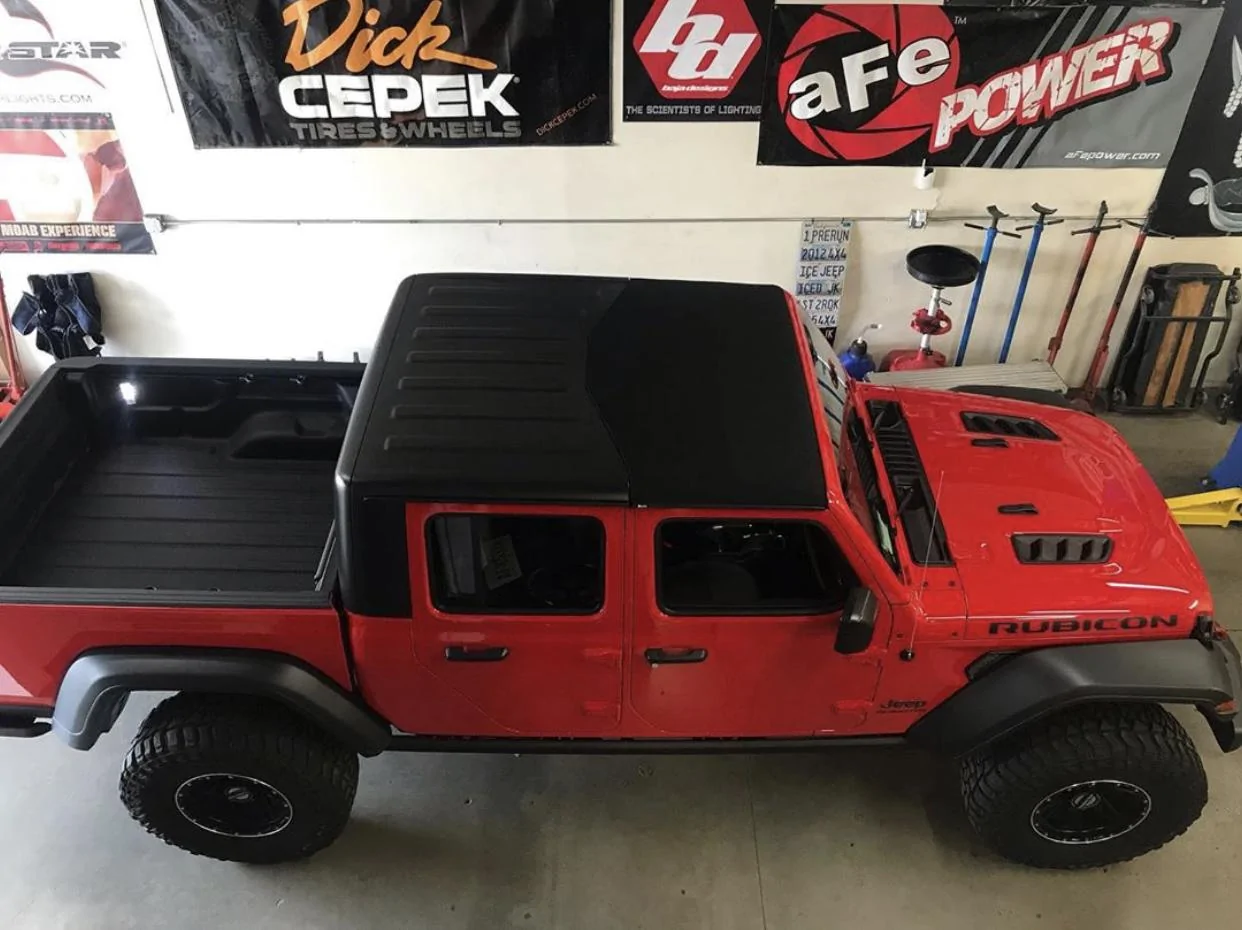 Jeep Gladiator FIRECRACKER RED Gladiator JT Club 66B329F1-4B76-4A44-8589-4E92B6601D9E