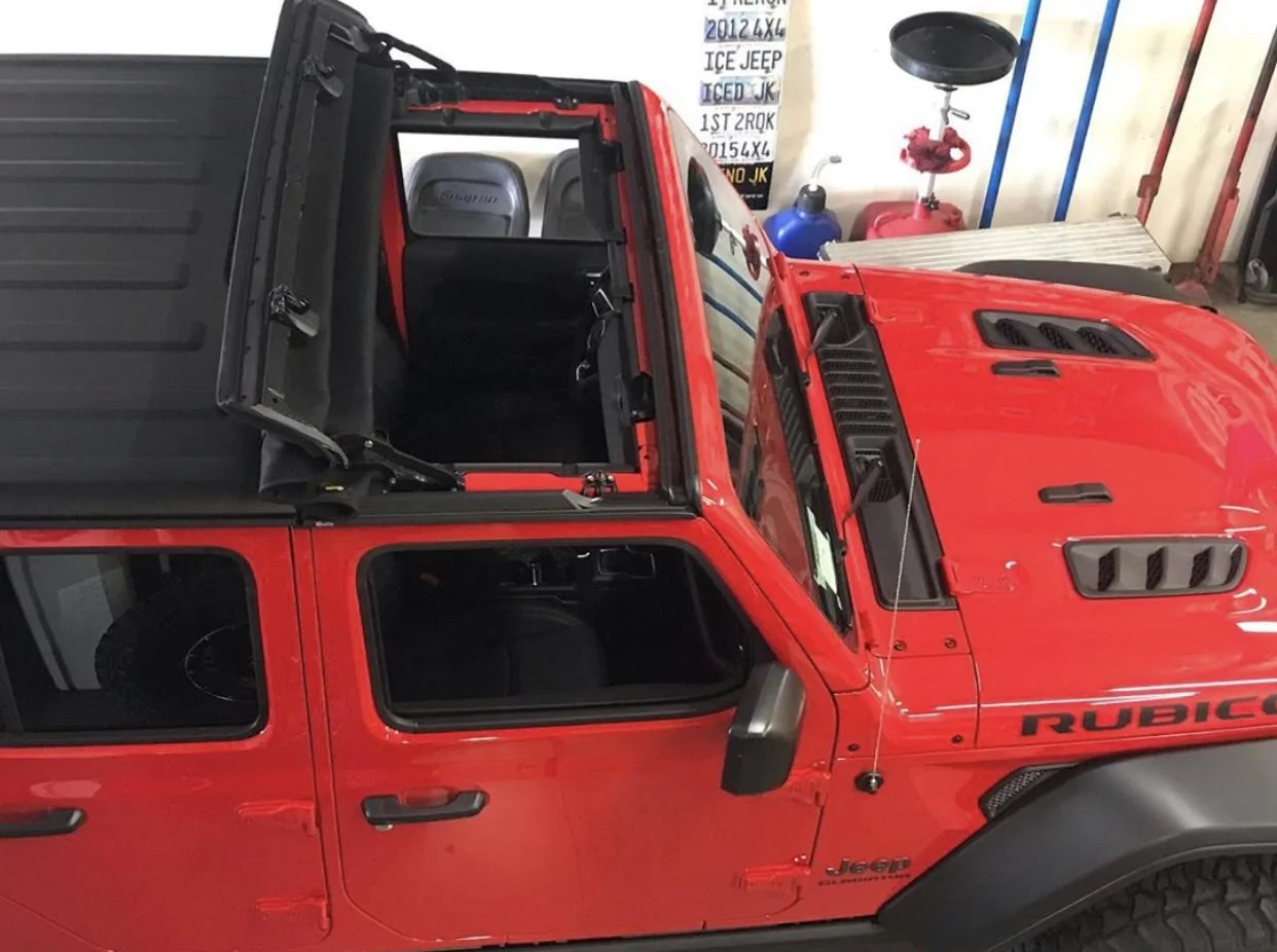 Jeep Gladiator FIRECRACKER RED Gladiator JT Club 2F019AA7-6E08-4508-85AD-294B92A8D75B