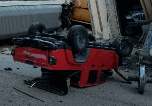 Jeep Gladiator Spectacular train wreck destroys Jeep Gladiators :( 7-10-2019 7-33-41 PM