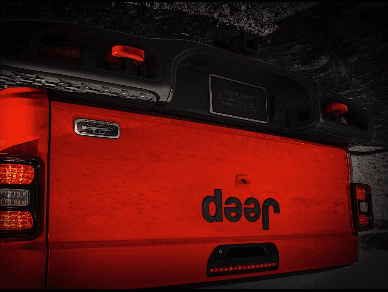 Jeep Gladiator Spectacular train wreck destroys Jeep Gladiators :( Screenshot_20190710-181535