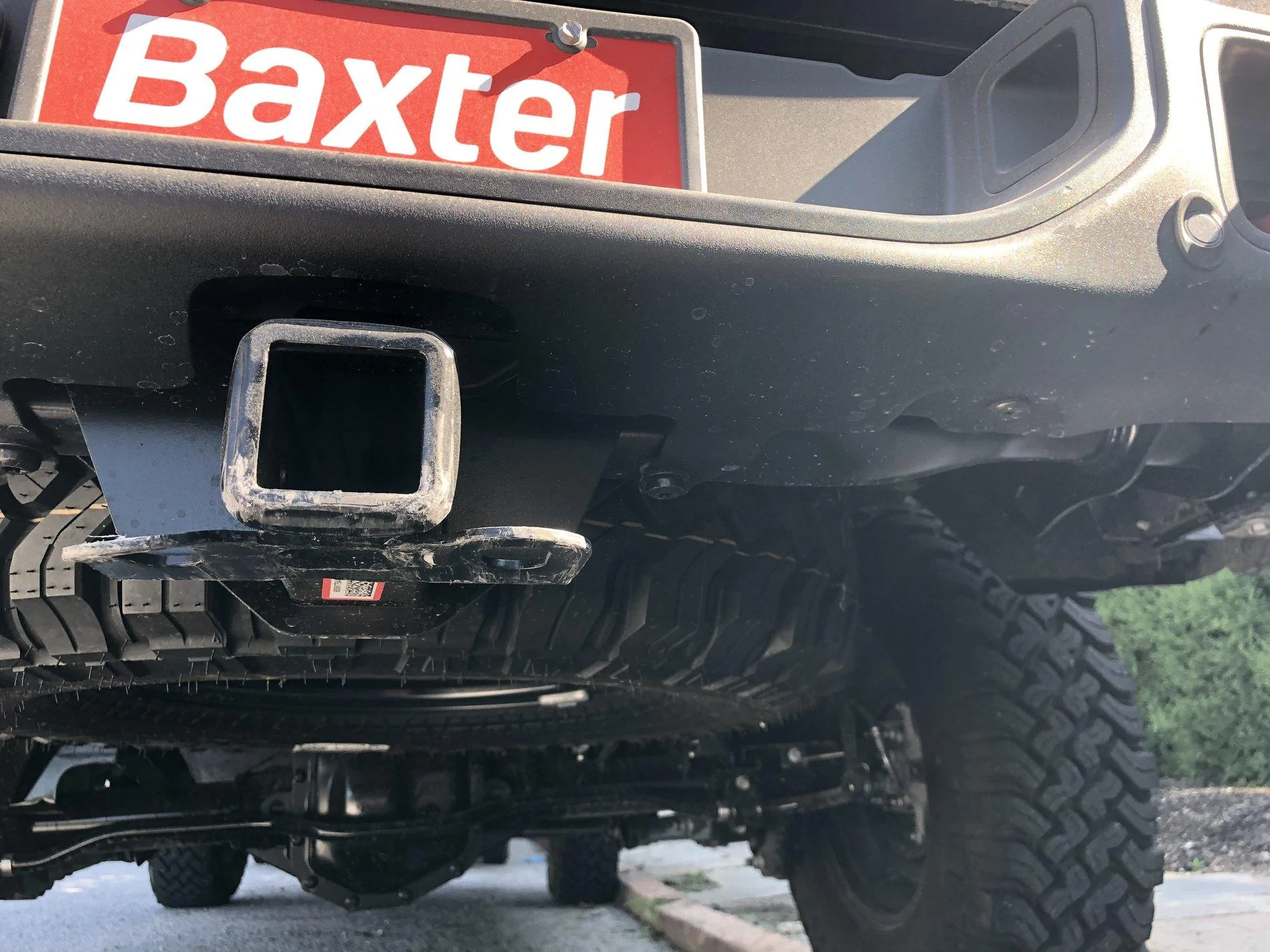 Jeep Gladiator Rear Ended in a Rubicon - Tow Hitch Touch-up Paint IMG_3670
