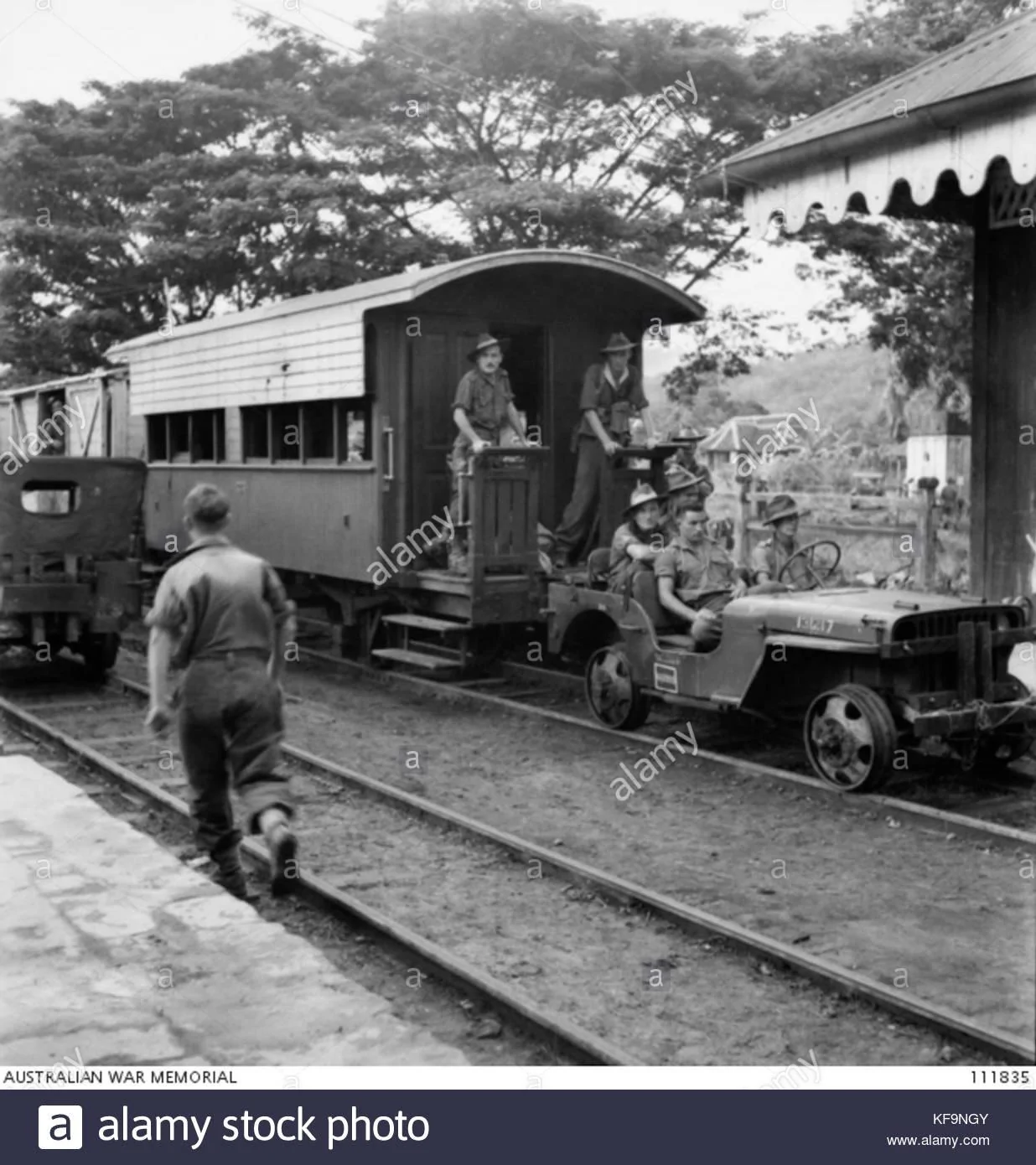Jeep Gladiator Spectacular train wreck destroys Jeep Gladiators :( borneo-jeep-train-leaves-beaufort-to-membakut-KF9NGY