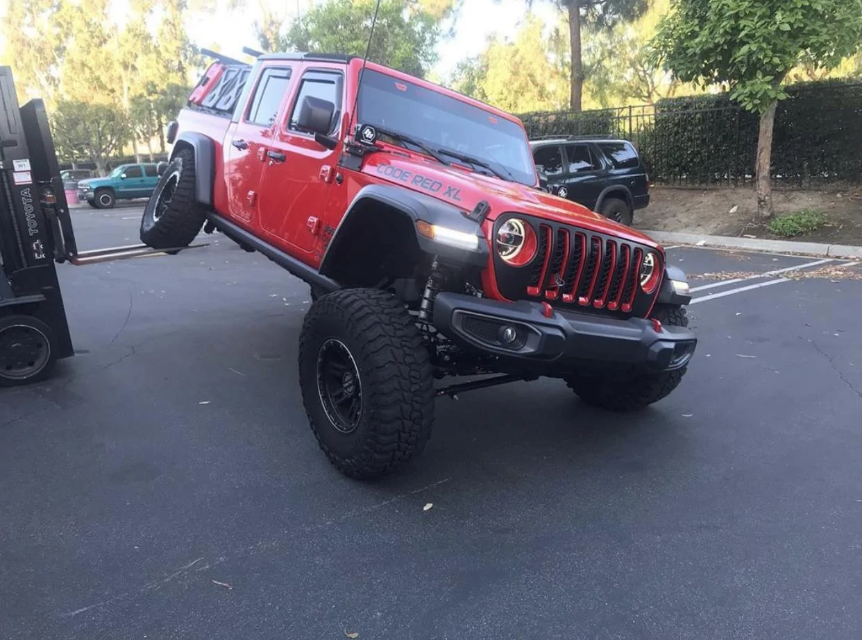 Jeep Gladiator FIRECRACKER RED Gladiator JT Club 5E33CF0D-4567-4590-9B4C-F32BFF7F97B1