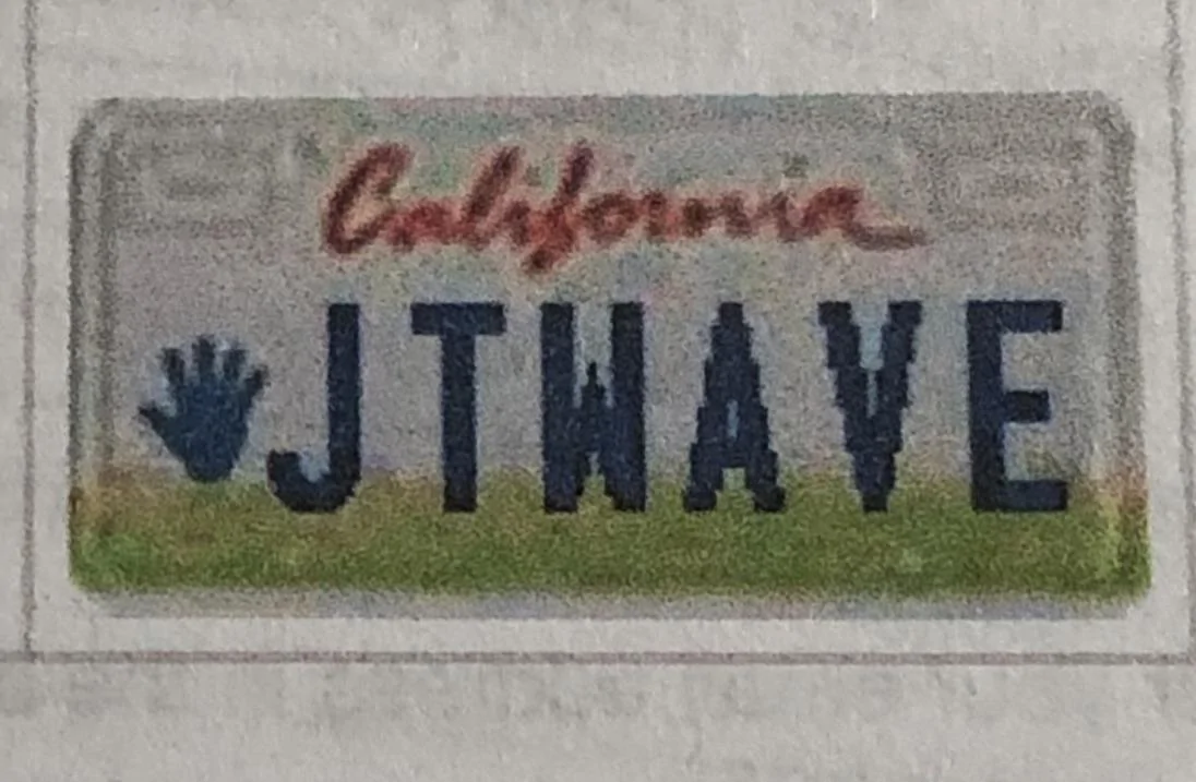 Jeep Gladiator Where to put jeep wave decal? +nmsMLmbTDSfbhvneVs1jg_thumb_a28d
