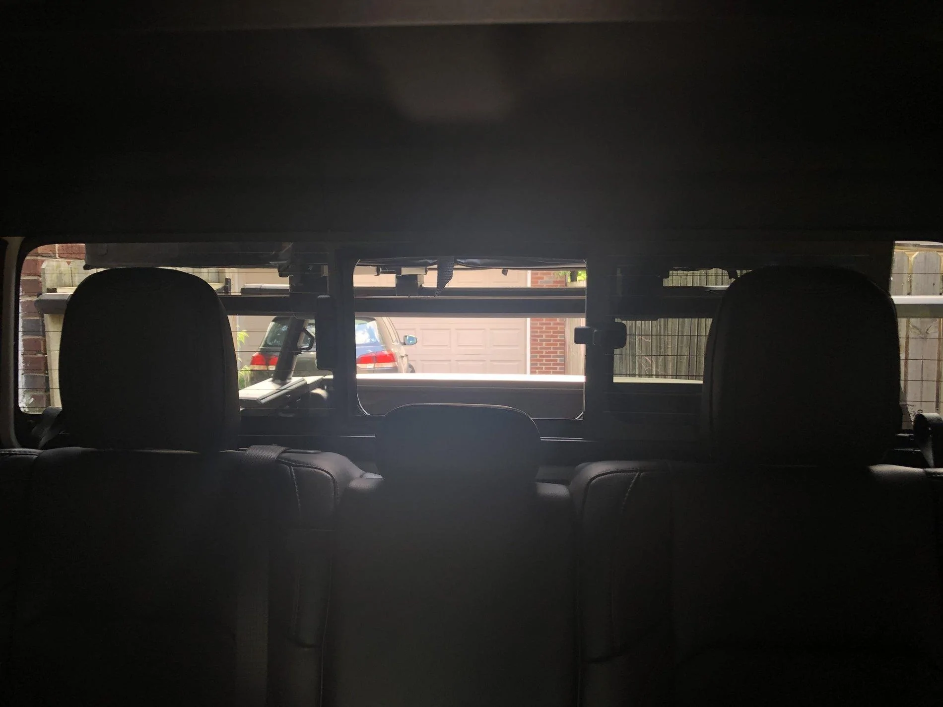 Jeep Gladiator Yakima Outpost HD w/ Skyrise 3 Roof Top Tent 831B7C8D-97C4-4F98-B17F-72B5BDA89D71
