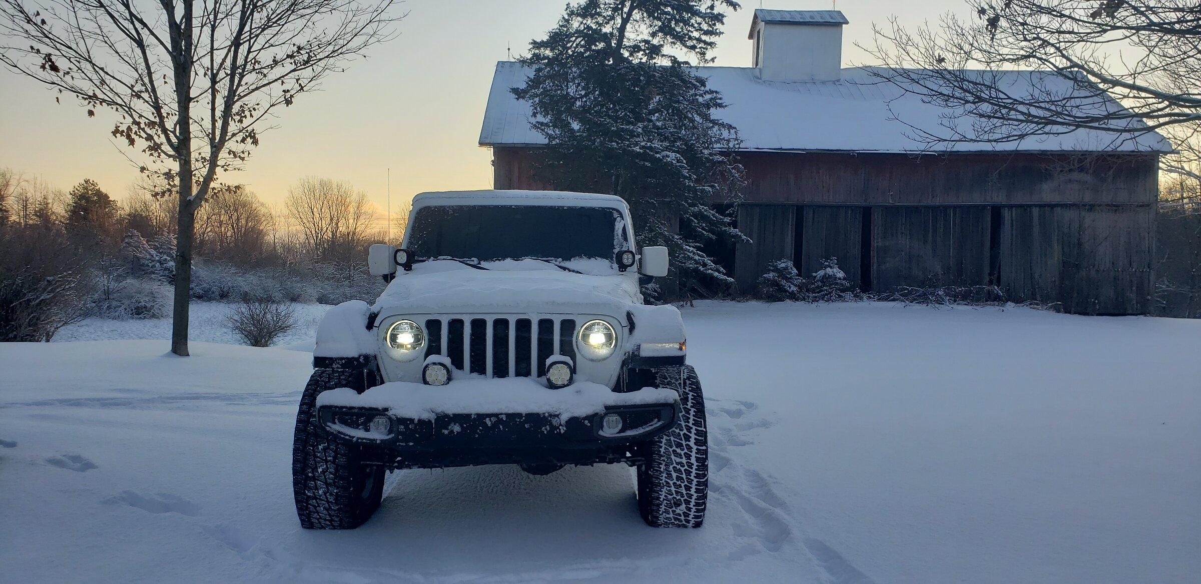 Jeep Gladiator Snow Pictures 20220218_075747