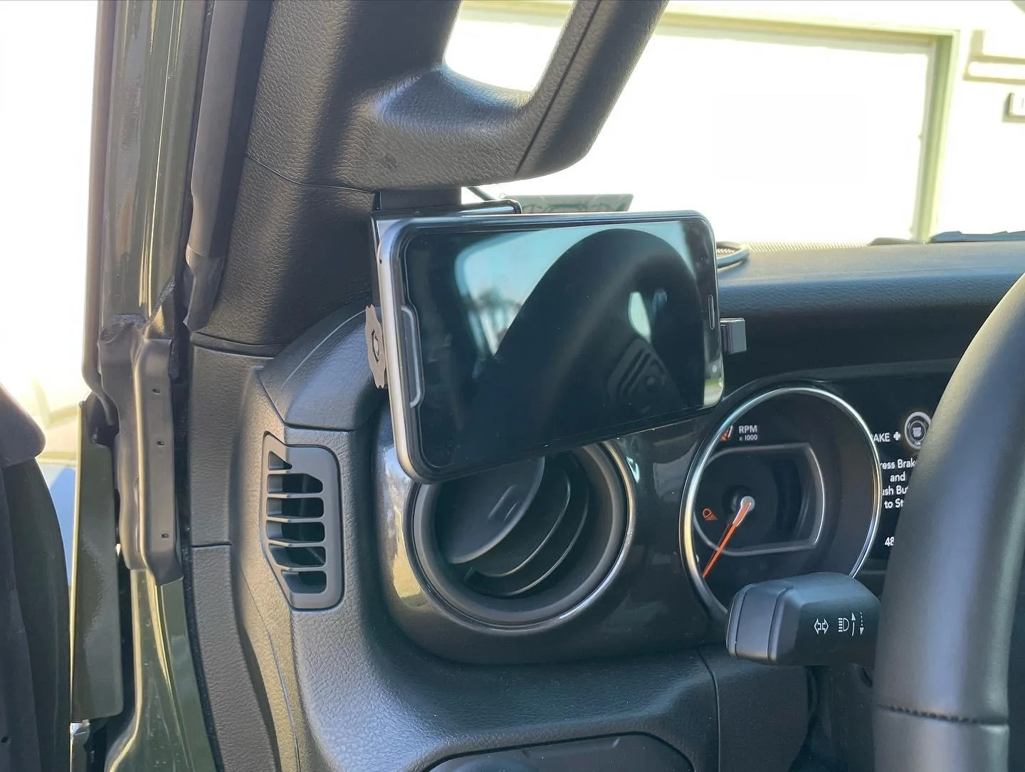 Jeep Gladiator Sarge Green Cali in Bakersfield CA D5E5DF91-FE87-4A76-9FC7-E059E5D607B7