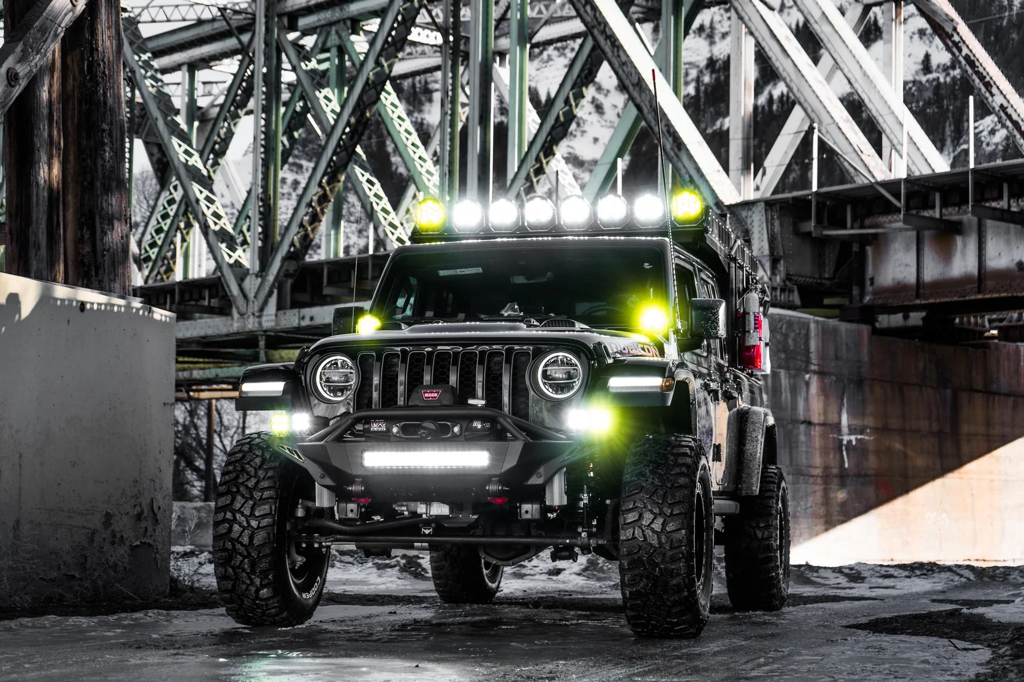 Jeep Gladiator Alternative light bar mounting DSC04913