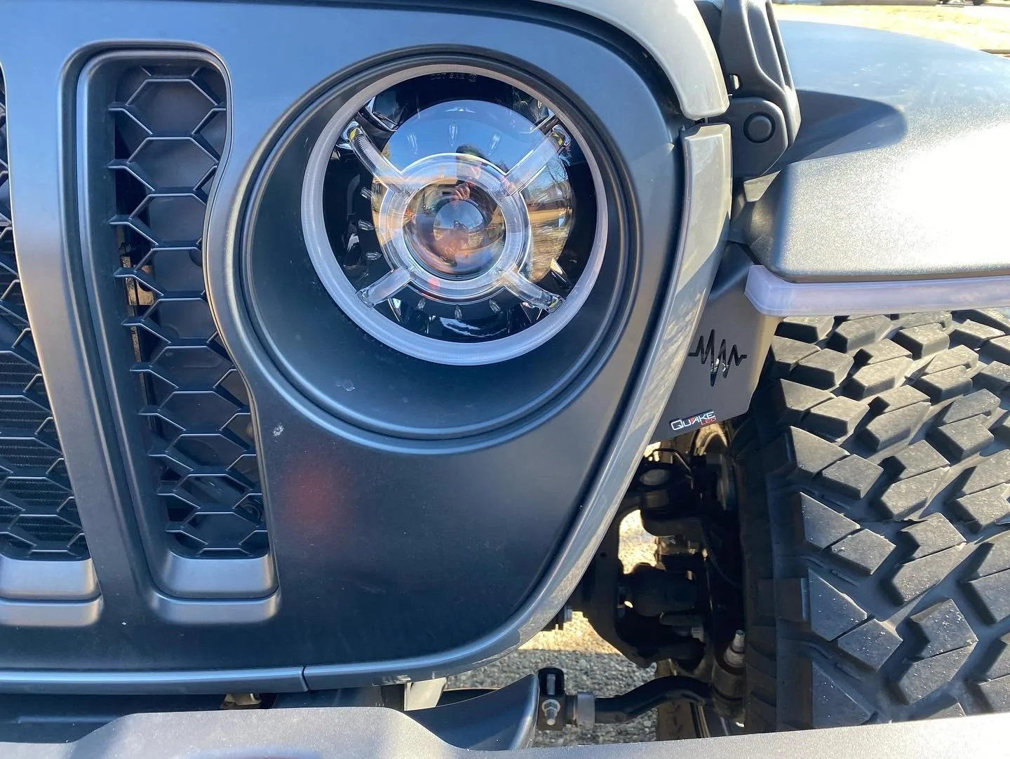 Jeep Gladiator AM 9 inch LED 3F25DF24-2F49-41D5-B224-F67BD99C8CC2
