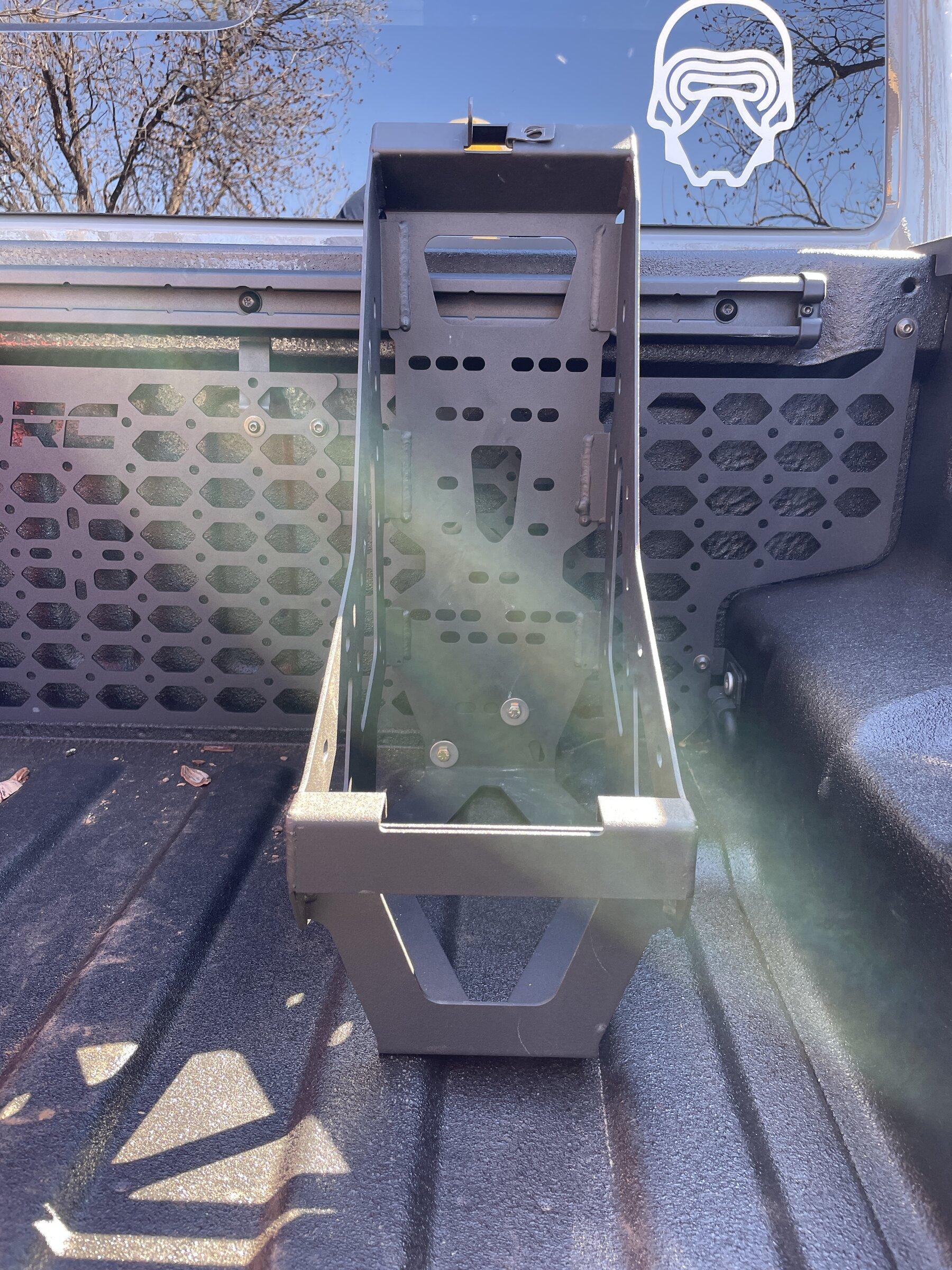 Jeep Gladiator JCR vs Expedition One - Jerry Can Mount IMG_3395.JPG