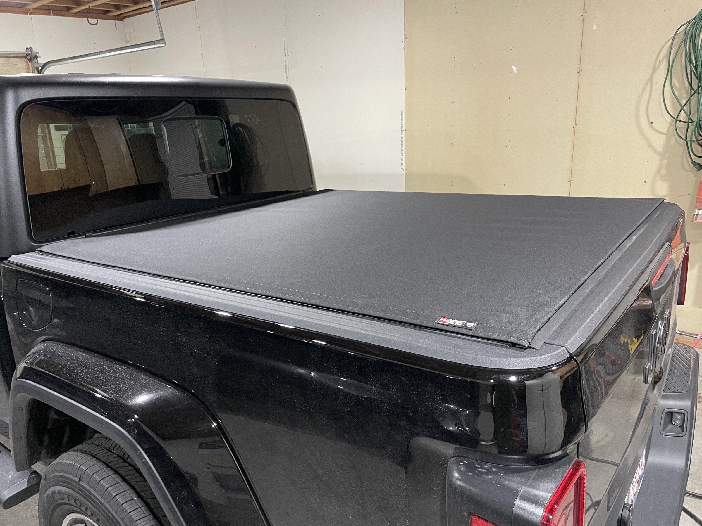 Jeep Gladiator Truxedo X15 low pro tonneau A92C27C0-51CF-46F0-B56A-D2BE8CED24E1