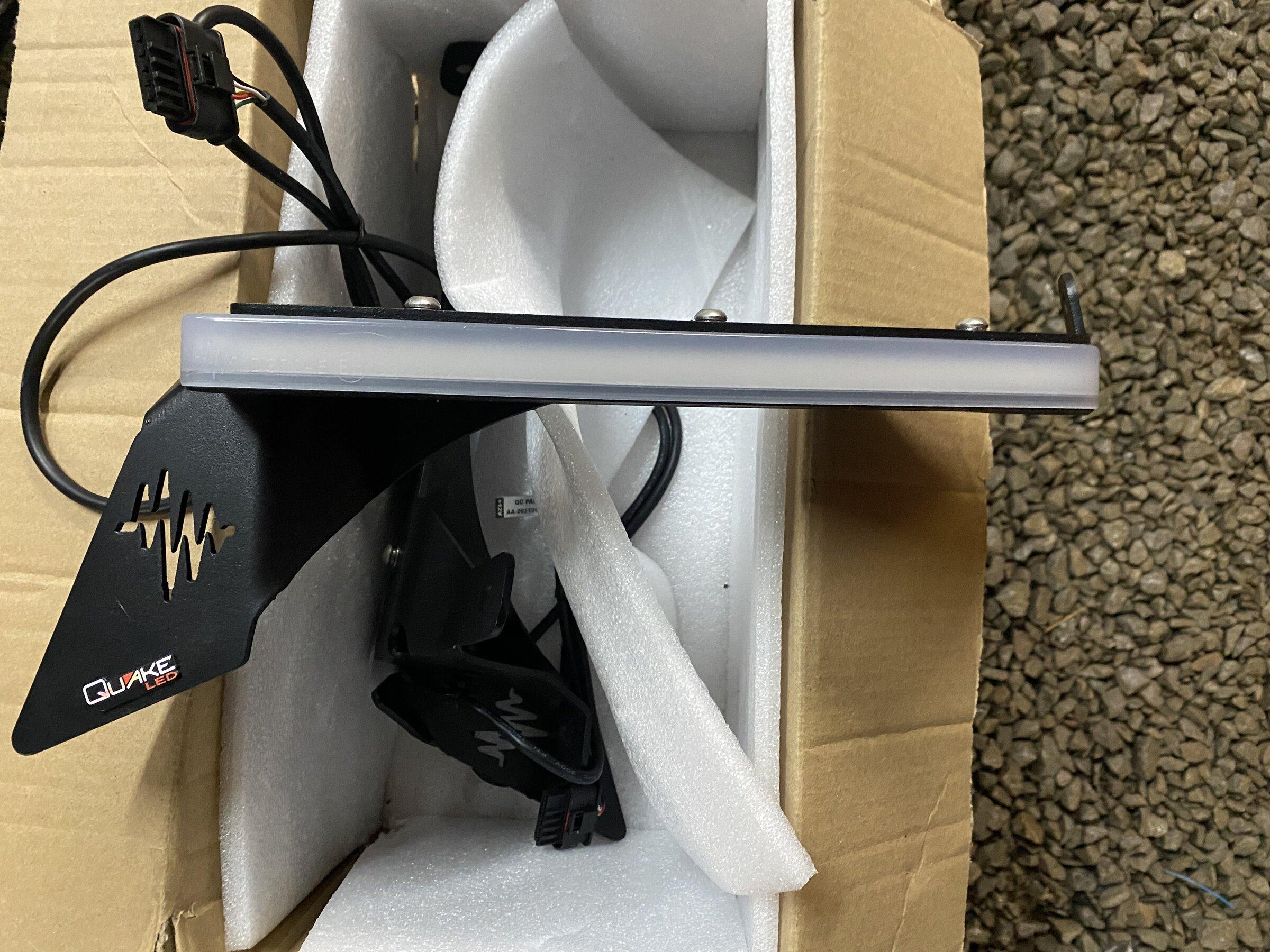Jeep Gladiator QUAKE LED CHOP KIT SLIM DRL WITH SEQUENTIAL SWITCHBACK TURN SIGNAL AND SIDE MARKER LIGHT CD92E16E-244A-4AFE-8476-0F1E6483863F