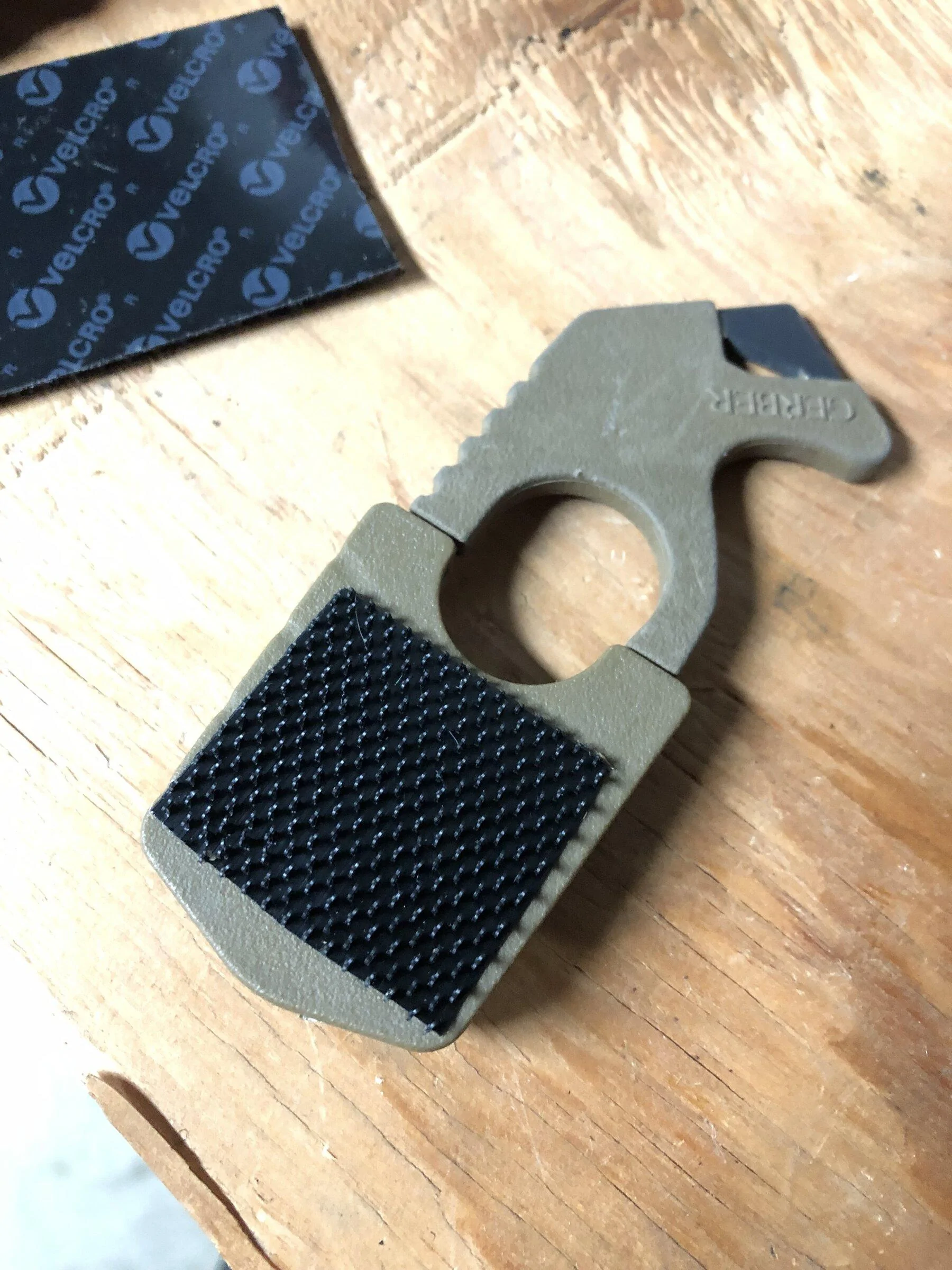 Jeep Gladiator Seatbelt cutter/glass breaker mounting ideas IMG_8339