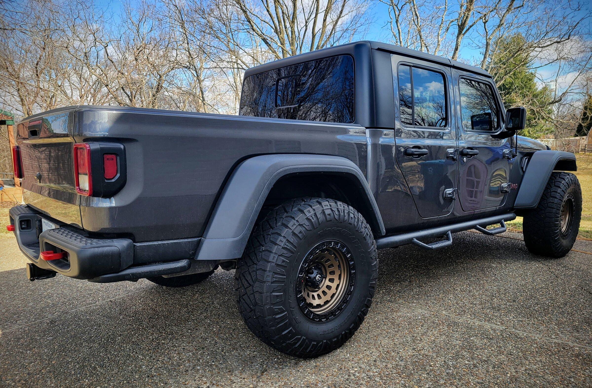 Jeep Gladiator Spacer lift vs fender chop for 37s 20220218_121832~2