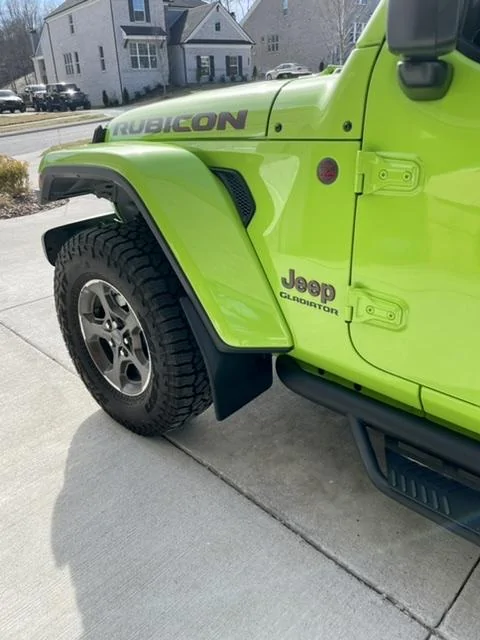 Jeep Gladiator Mudflaps that don't take away from looks of the JT? EF9EE2F5-2CC6-45E6-BFD8-D717ED40BA1C