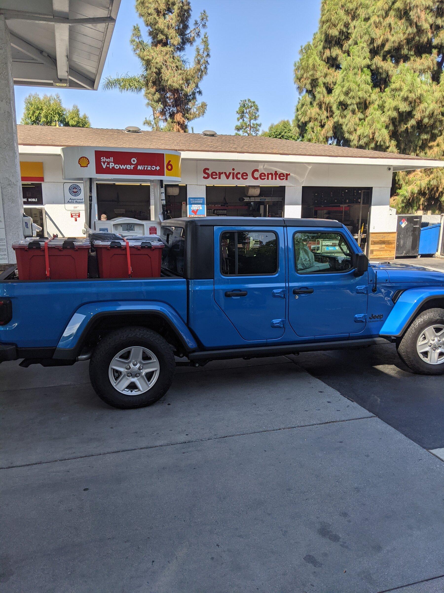 Jeep Gladiator Bed Storage (not drawers) Options PXL_20210814_164616803