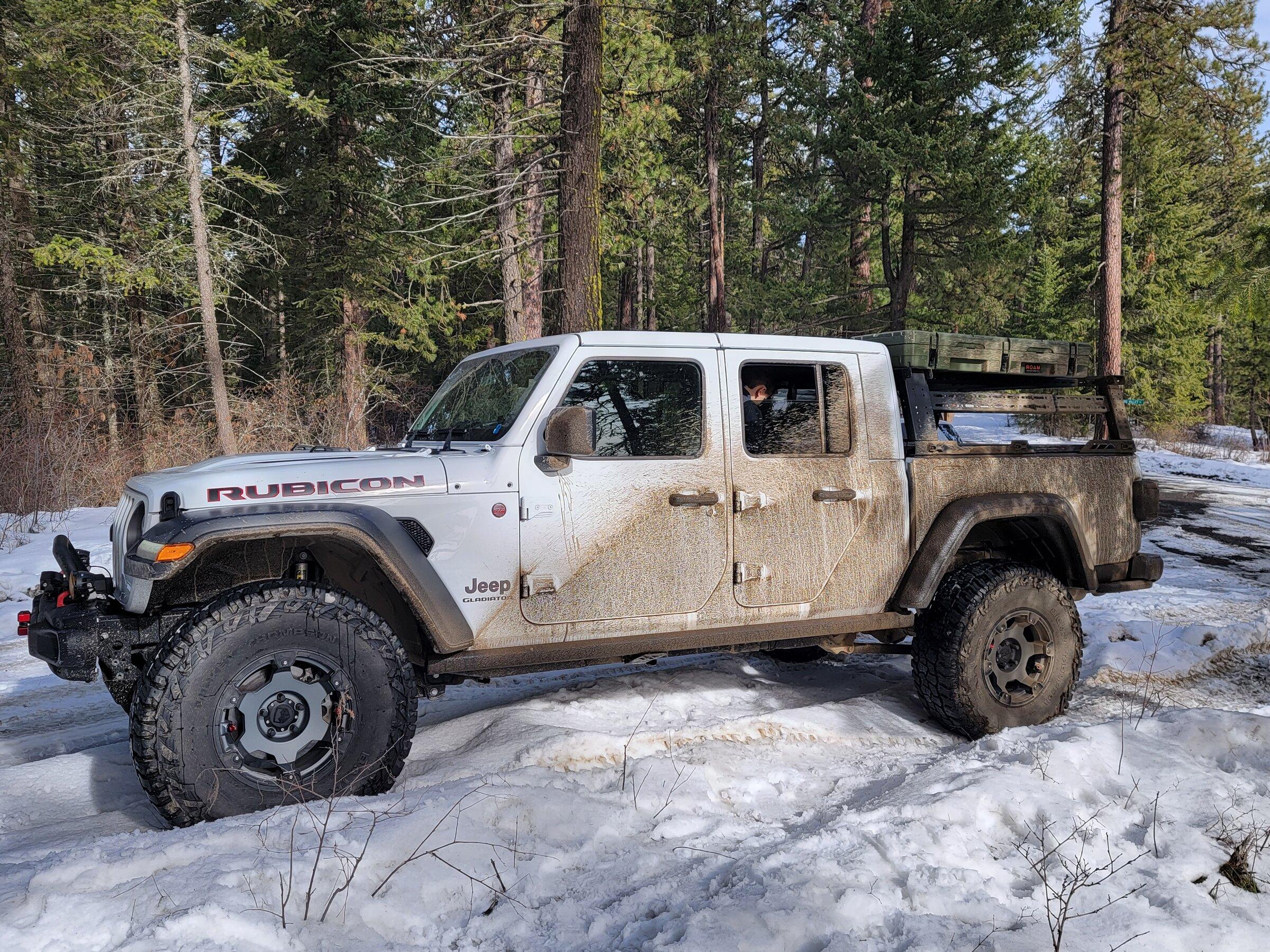 Jeep Gladiator Project Reverse Mullet 2022-02-06 11.03.13