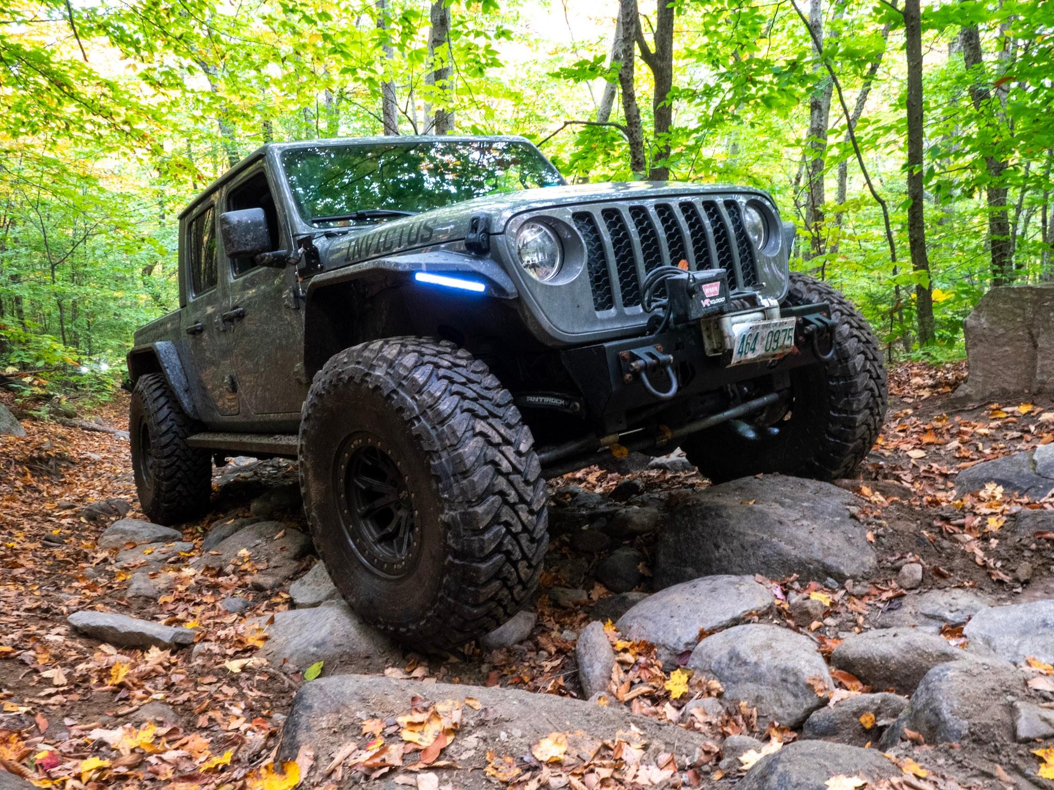 Jeep Gladiator Invictus Off Road Mojave P1000780
