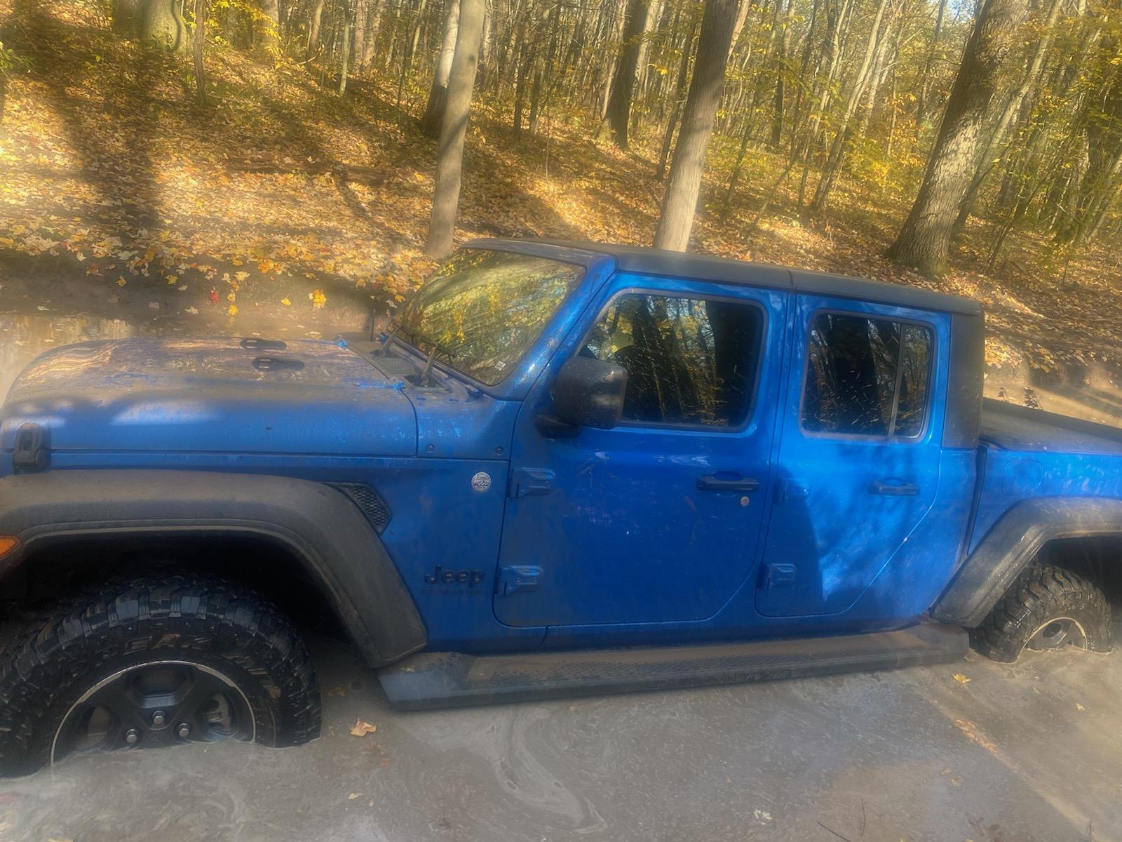 Jeep Gladiator Water in the cabin question IMG_20211119_214204