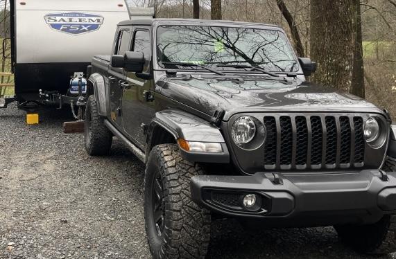 Jeep Gladiator Any rubbing / clearance issues running 35x12.50 on stock wheels and AEV Spacer Lift? 1F95D00B-72E1-4835-AE7C-312A19D6478C