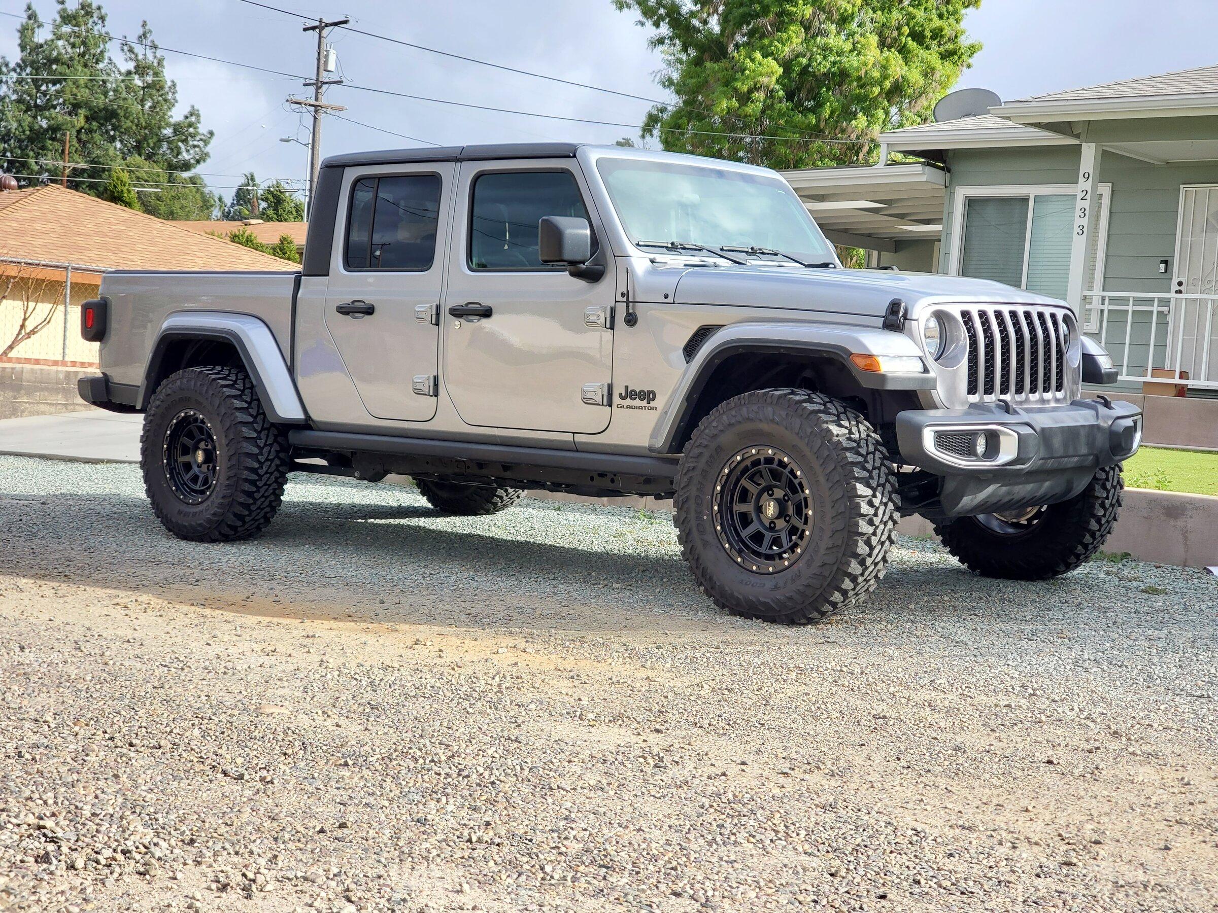 Jeep Gladiator Lets see all those Gladiators with lifts and bigger tires! 20220221_145944