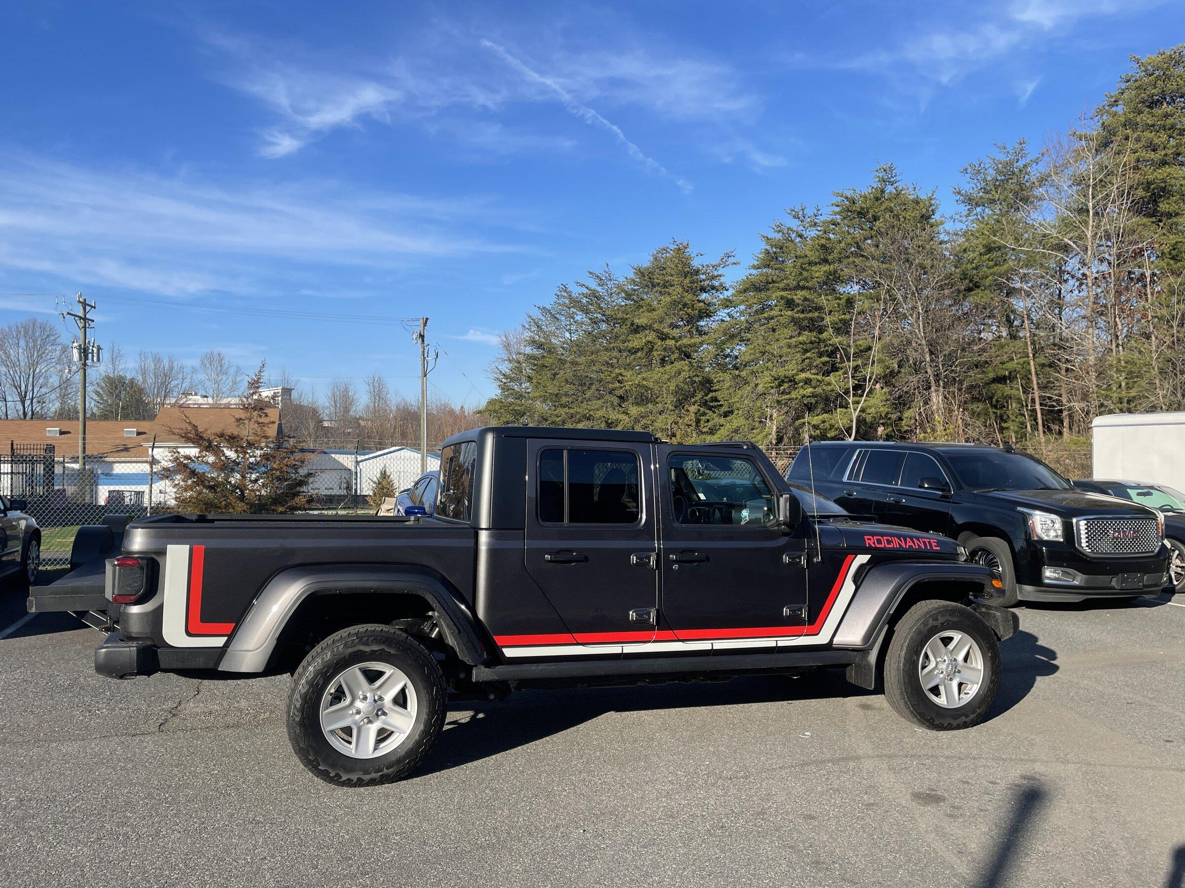 Jeep Gladiator Stickers and decal pics! IMG_8911.JPG