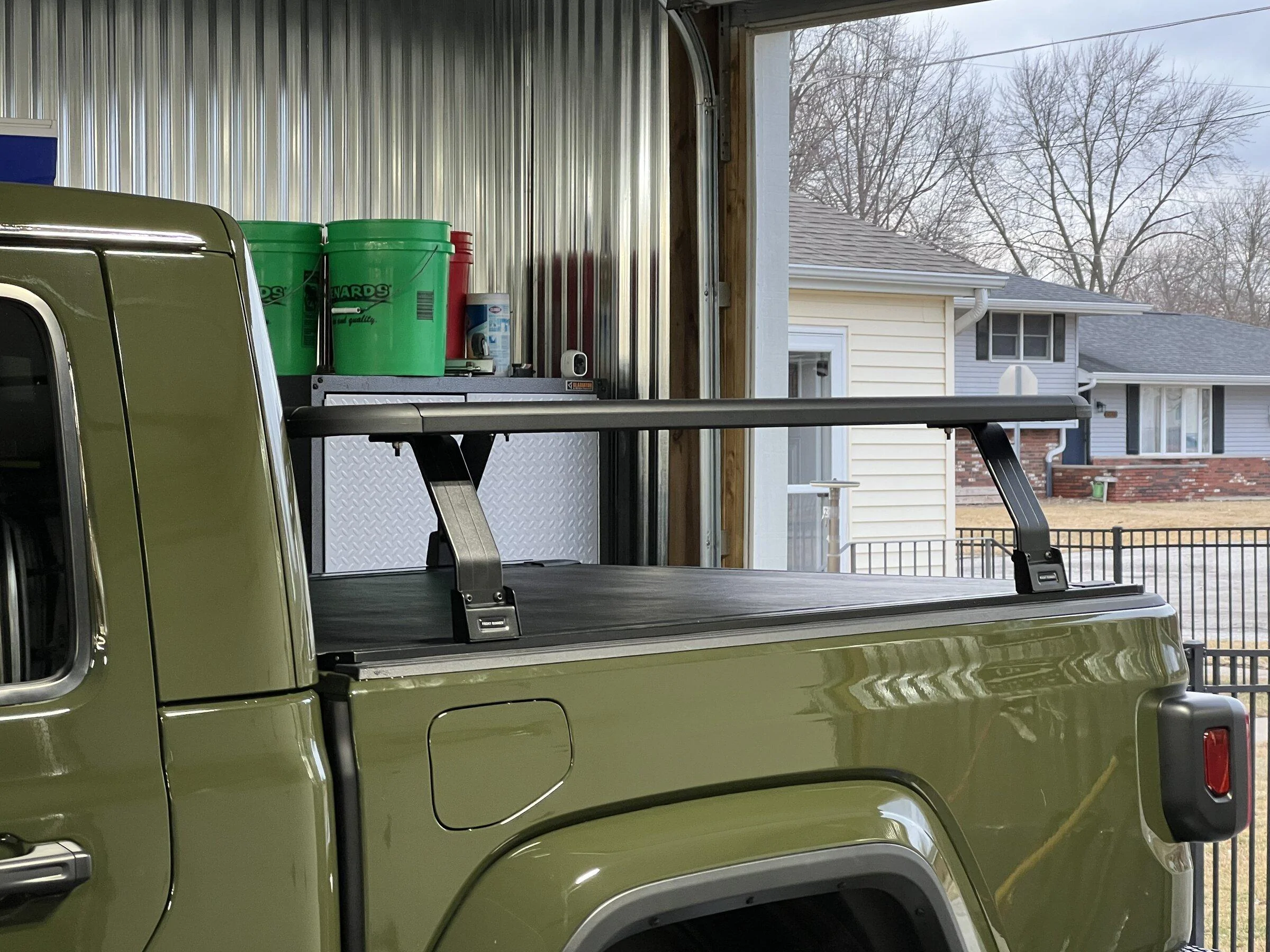 Jeep Gladiator Bed racks with cover? 18E5E20A-5EEB-4419-B014-60B7CA1CDFA2