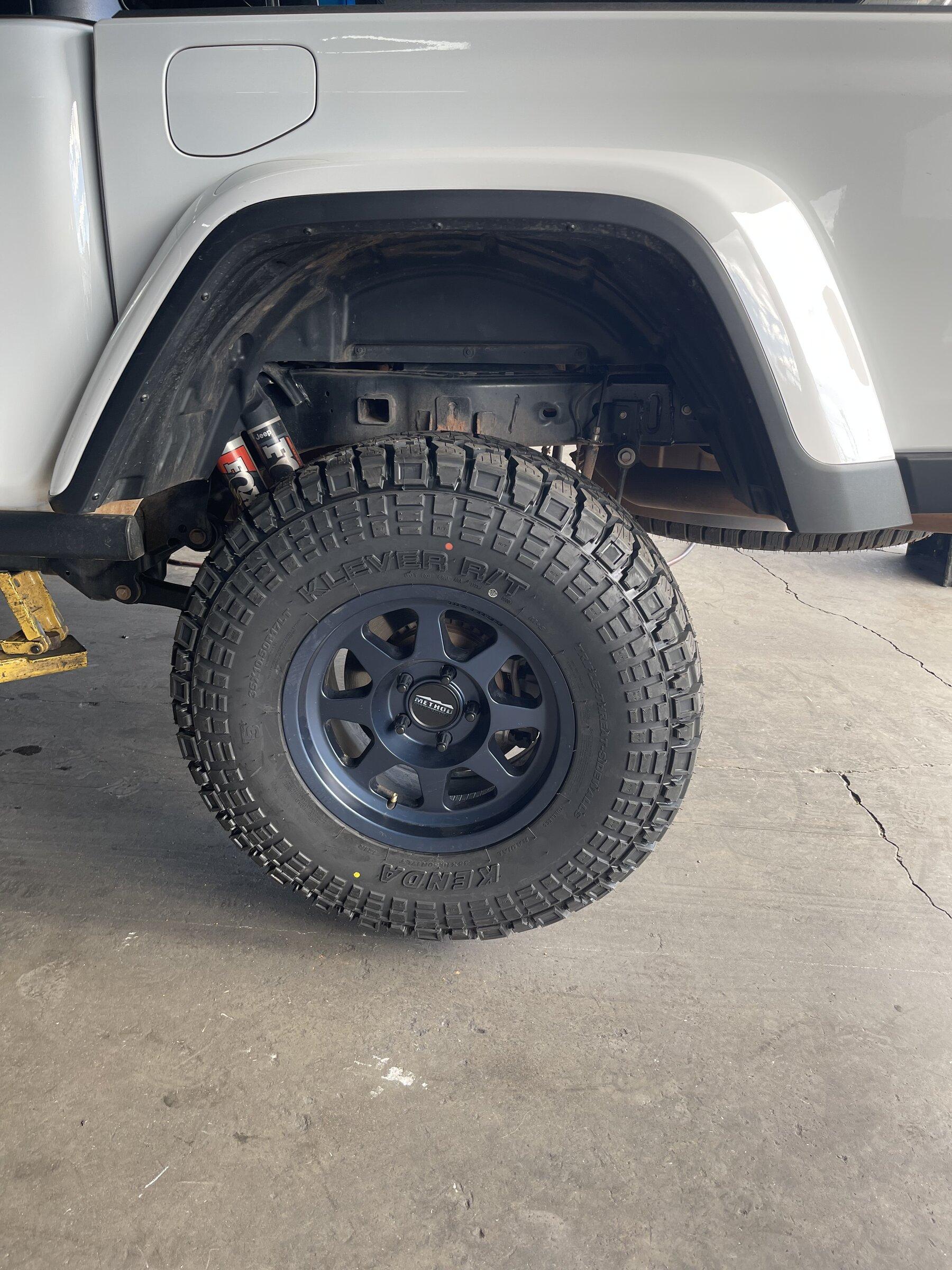 Jeep Gladiator MOJAVE Edition Gladiator JT Club A66C9BF1-2618-4BDF-B9D8-56DD0875FA8F