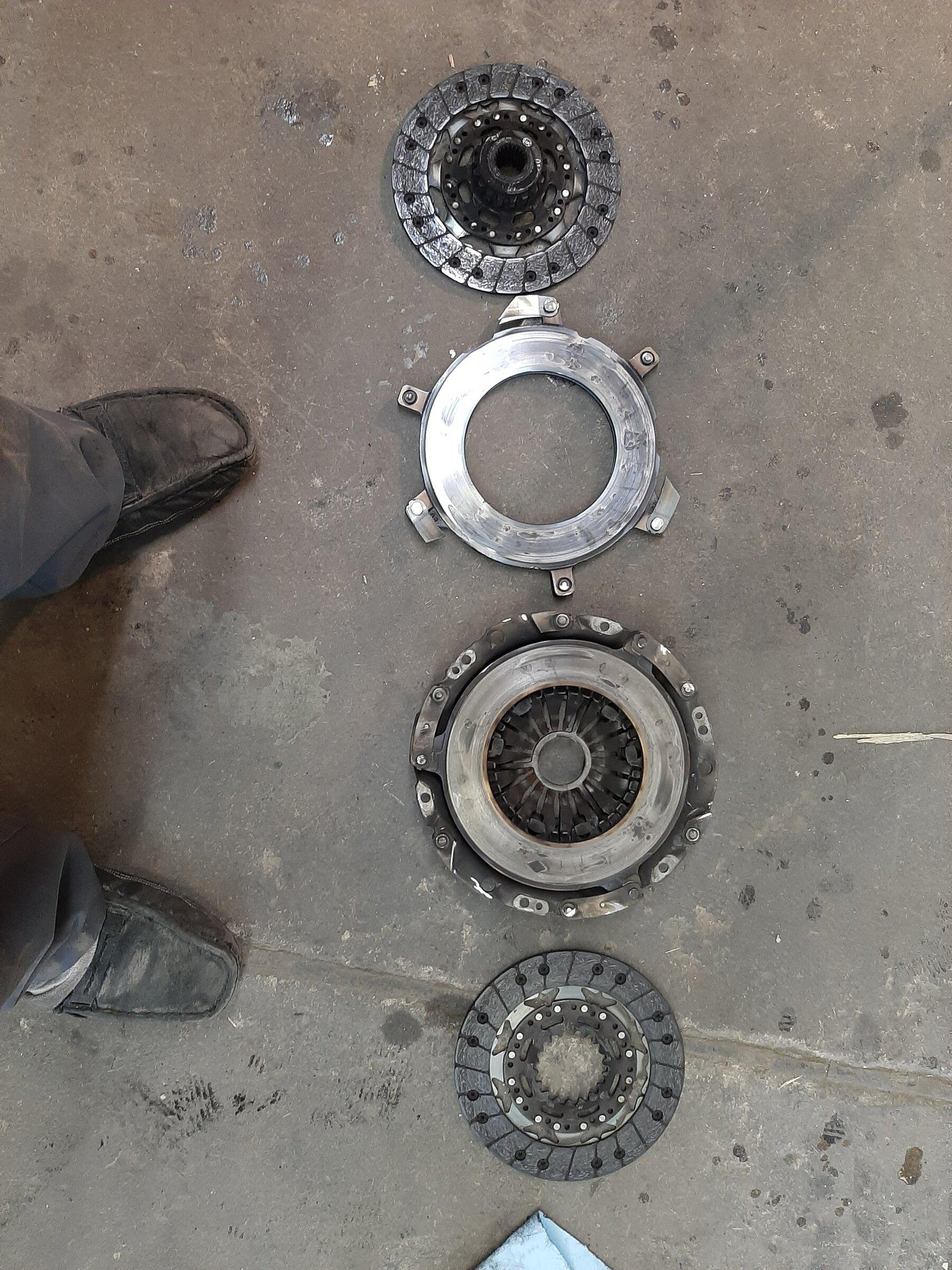 Jeep Gladiator Why not buy a Centerforce dual friction clutch? 20220221_172157