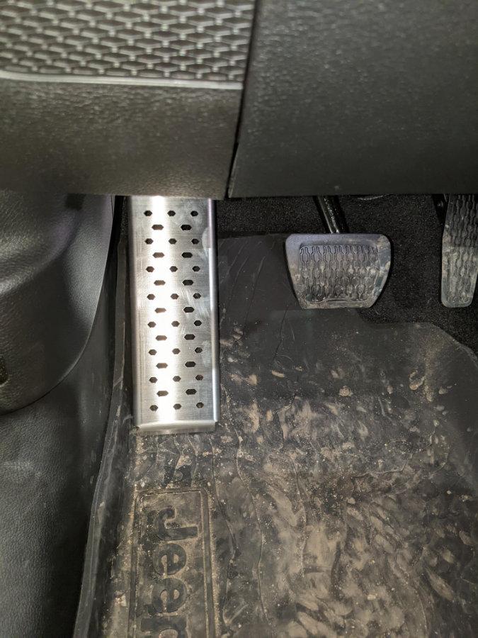 Jeep Gladiator What did you do TO your Gladiator today? [ADMIN WARNING: NO POLITICS, NO GUN TALK] dead-pedal_sm