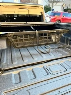 Jeep Gladiator Retractable Tonneau Cover...... cargo