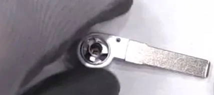 Jeep Gladiator ?  Key Fob 101 - Know thy JT key fob ? keyholder