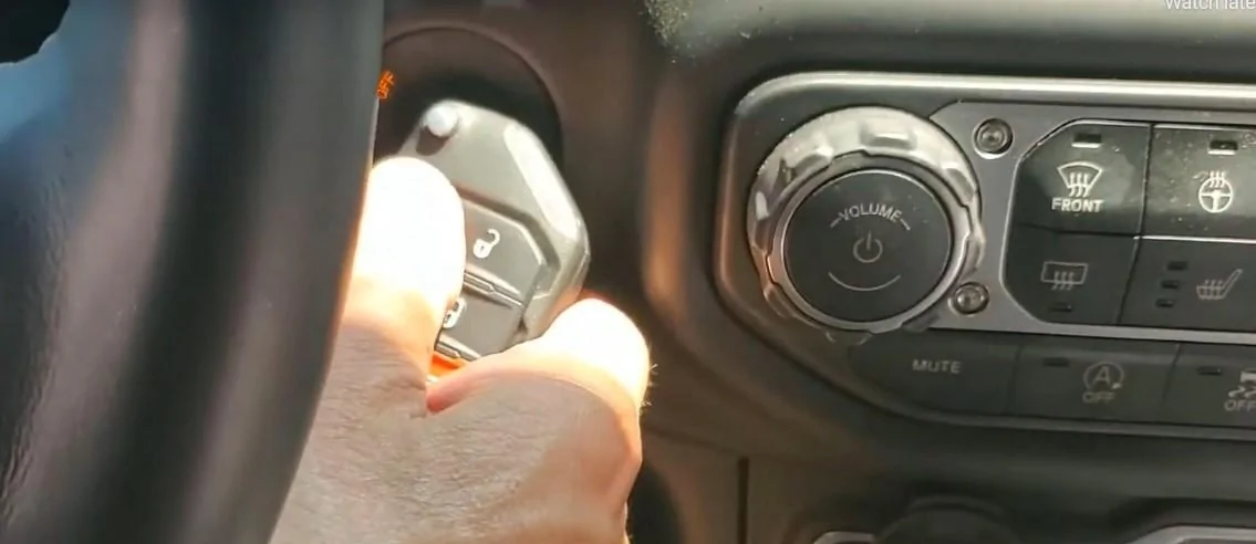 Jeep Gladiator ?  Key Fob 101 - Know thy JT key fob ? deadfobbattery