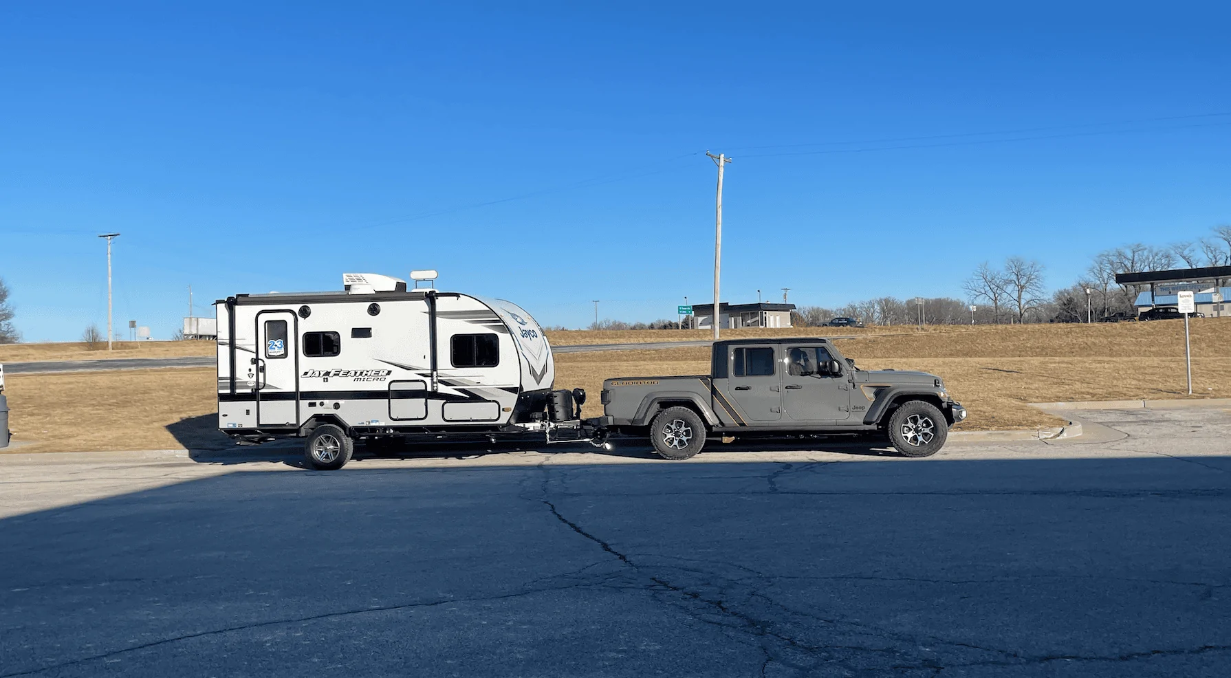 Jeep Gladiator Gladiators and Camper Pictures Screen Shot 2022-02-22 at 12.11.26 PM
