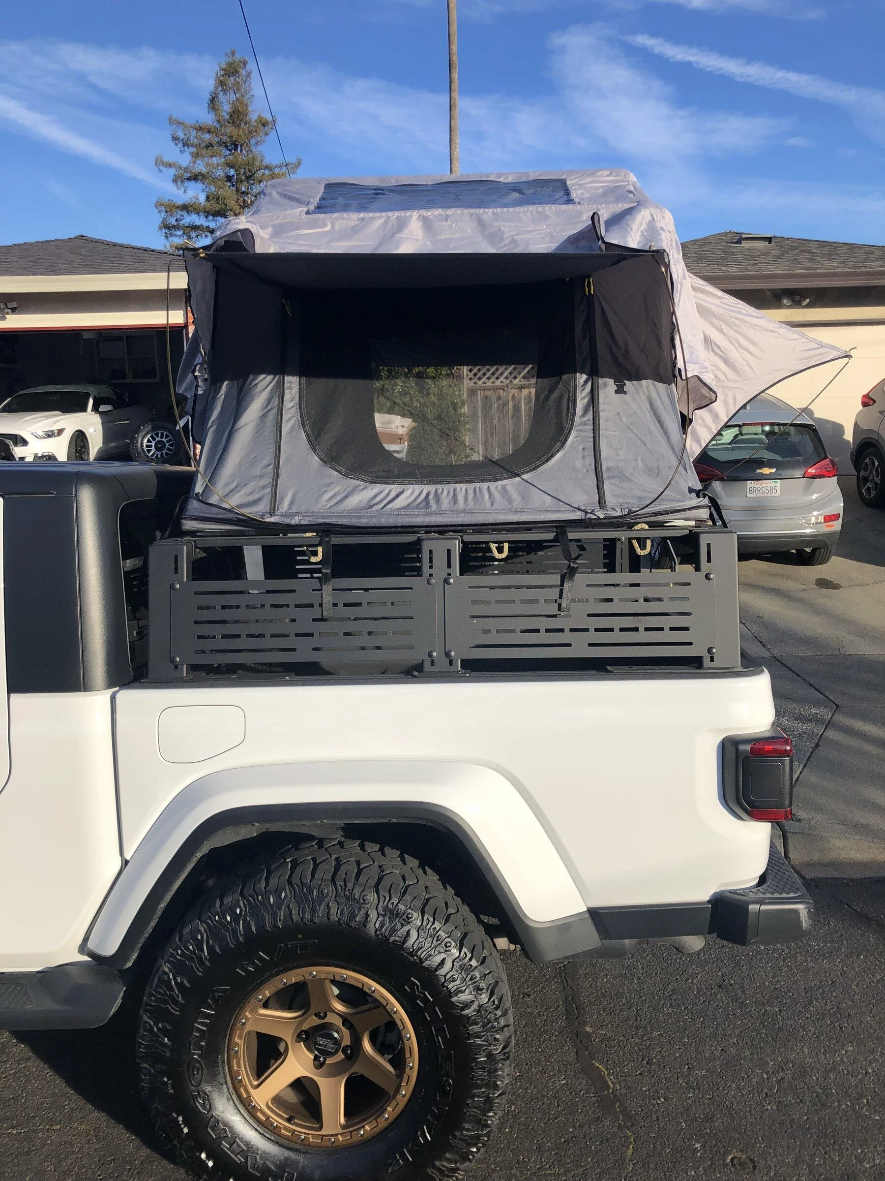 Jeep Gladiator Smittybilt Gen 2 rooftop tent D4279C6B-8AED-4DC7-B8A0-F383ADE2DC95