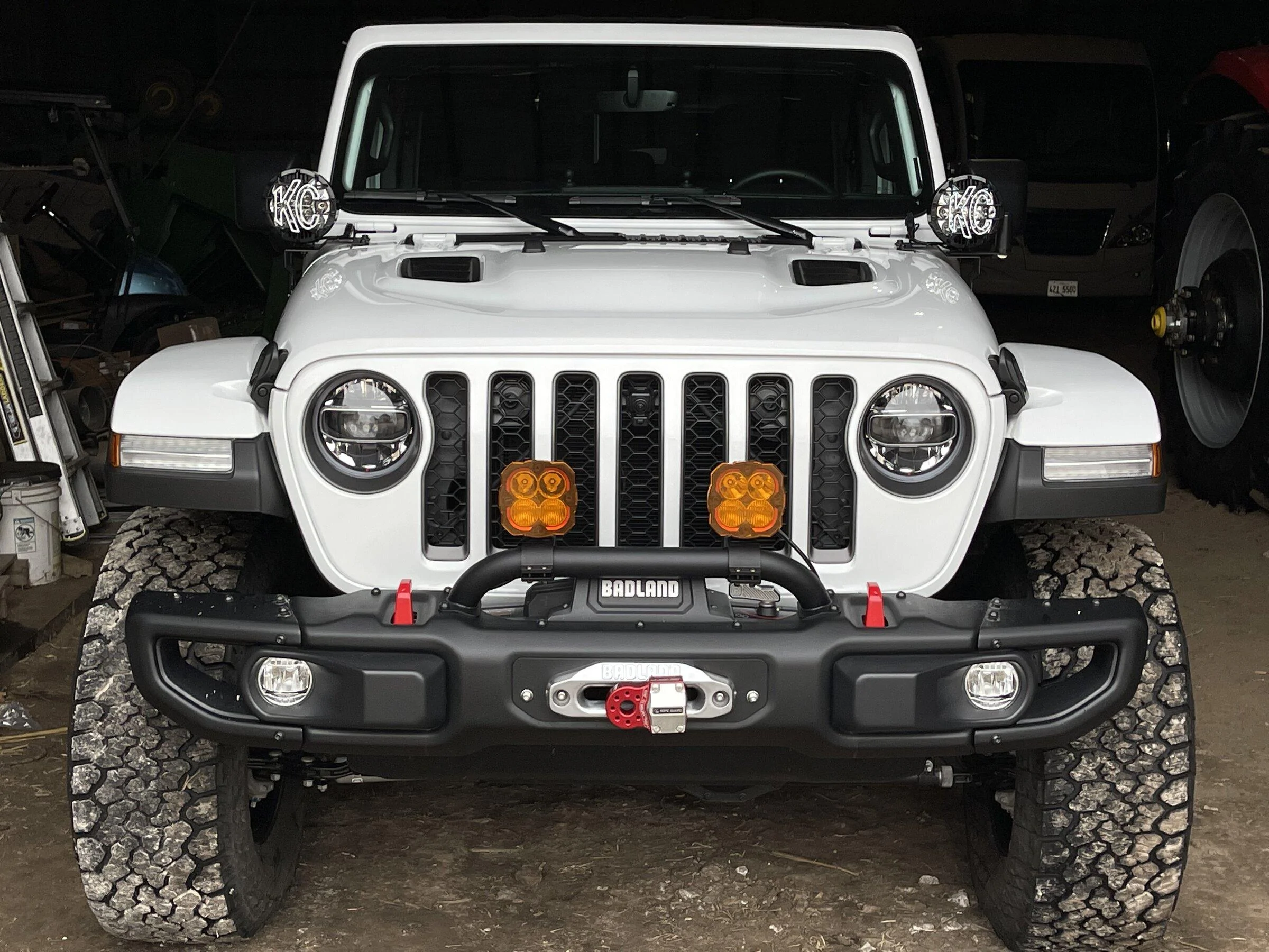 Jeep Gladiator Wanting a pair of round KC lights to run off of my winch guard 527B8D90-3D51-4F1B-8B0A-28C71BDF9CF9