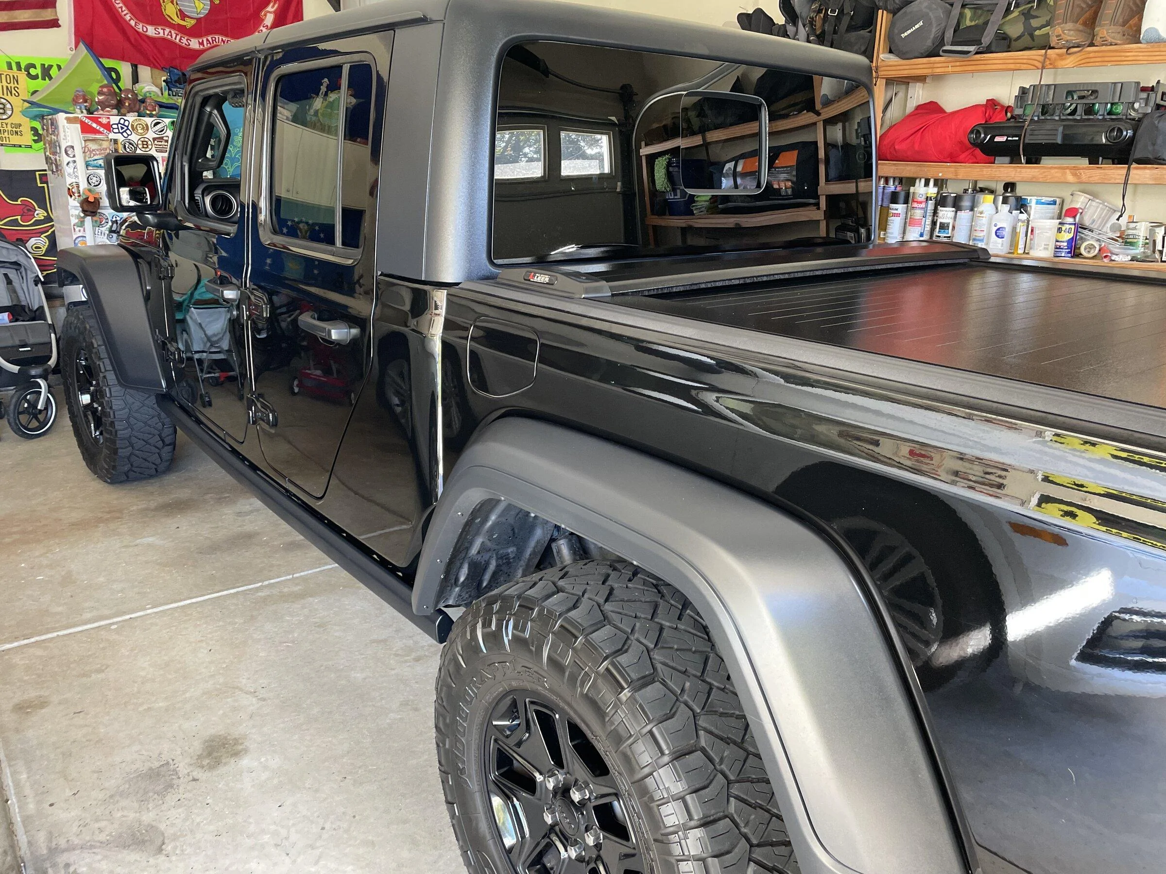 Jeep Gladiator Anyone with a Roll-n-Lock style bed cover? ABF2AA6B-CD0F-400F-8B70-635E49843763