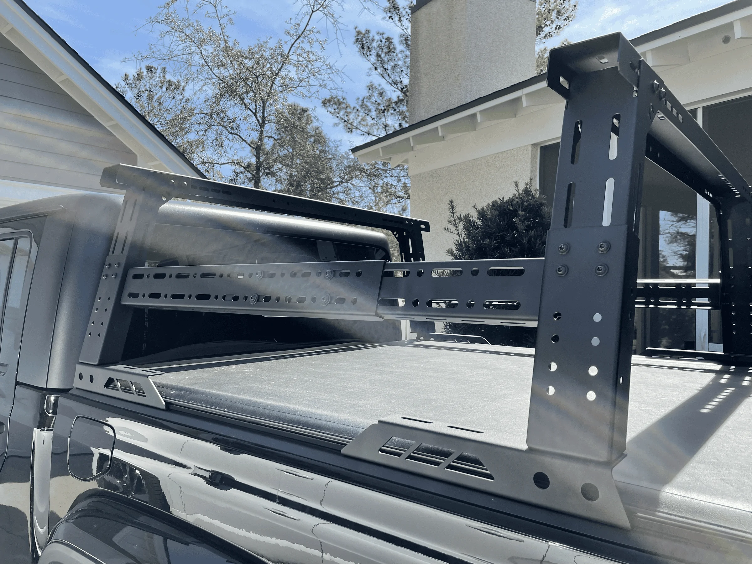 Jeep Gladiator TuWa Mesa Verde Rack and Oedro soft roll-up tonneau cover - $600 for BOTH tempImage5k13Kd