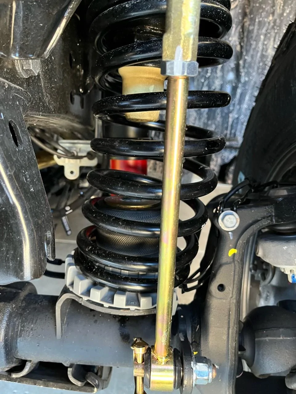 Jeep Gladiator Game Changer Lift JT Front_Left_coil2