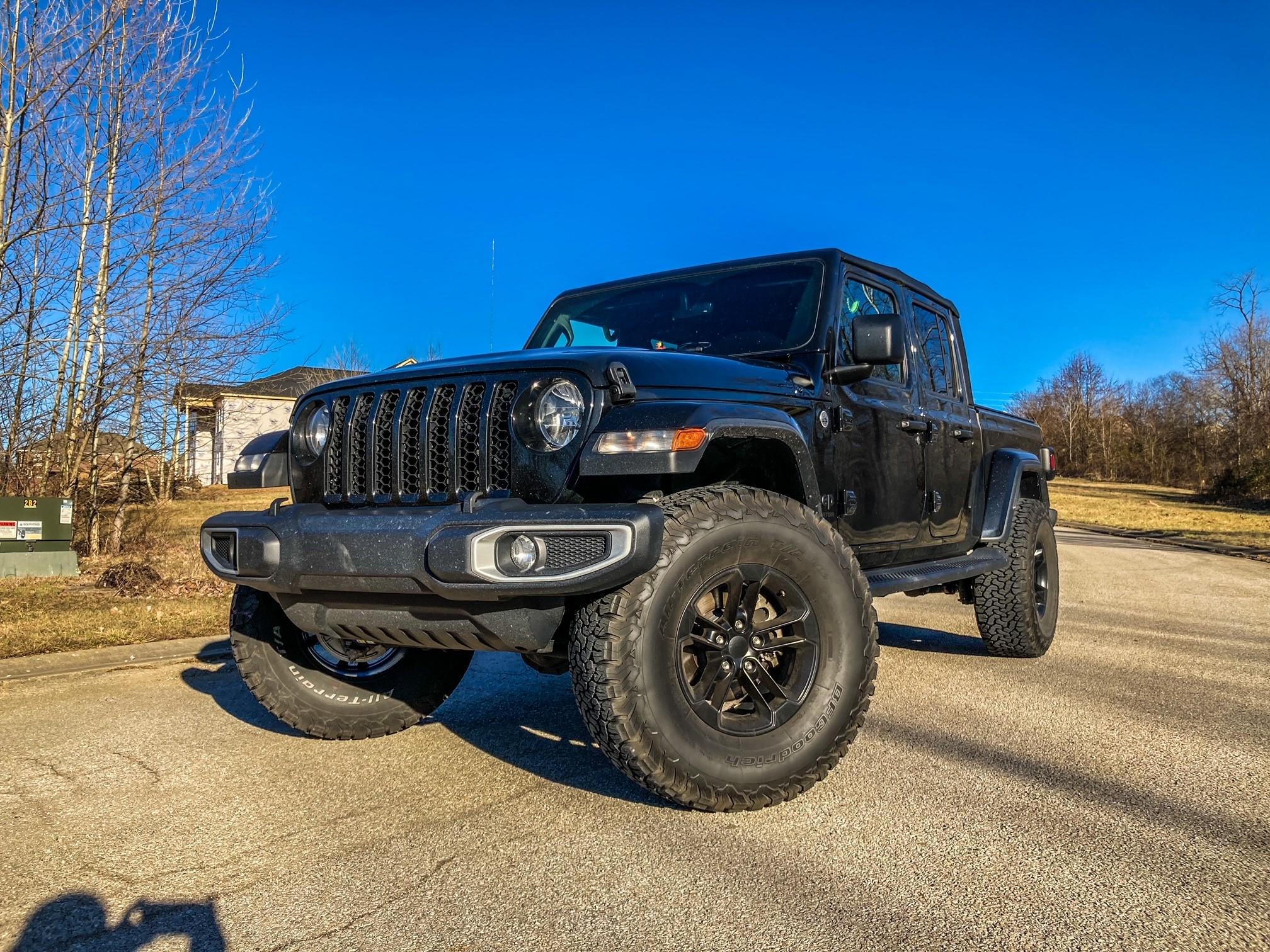Jeep Gladiator BLACK Gladiator JT Club 2