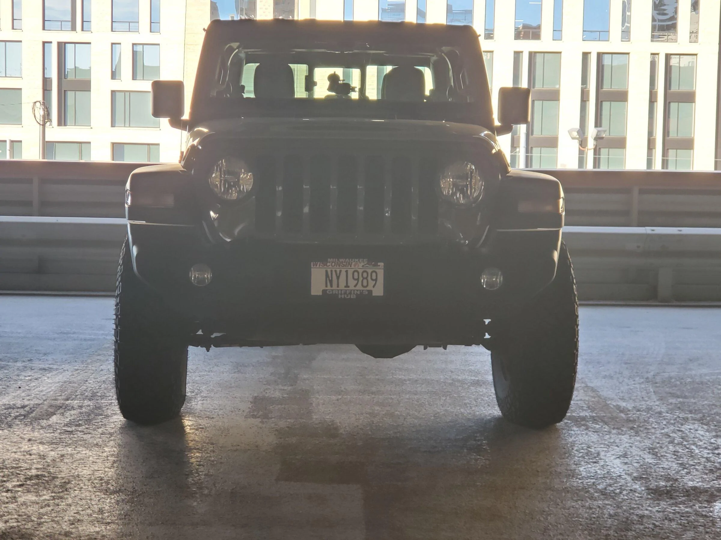 Jeep Gladiator Anyone running Steel wheels - either stock oem wheels, set of spares or otherwise? Got any pics? 35s front