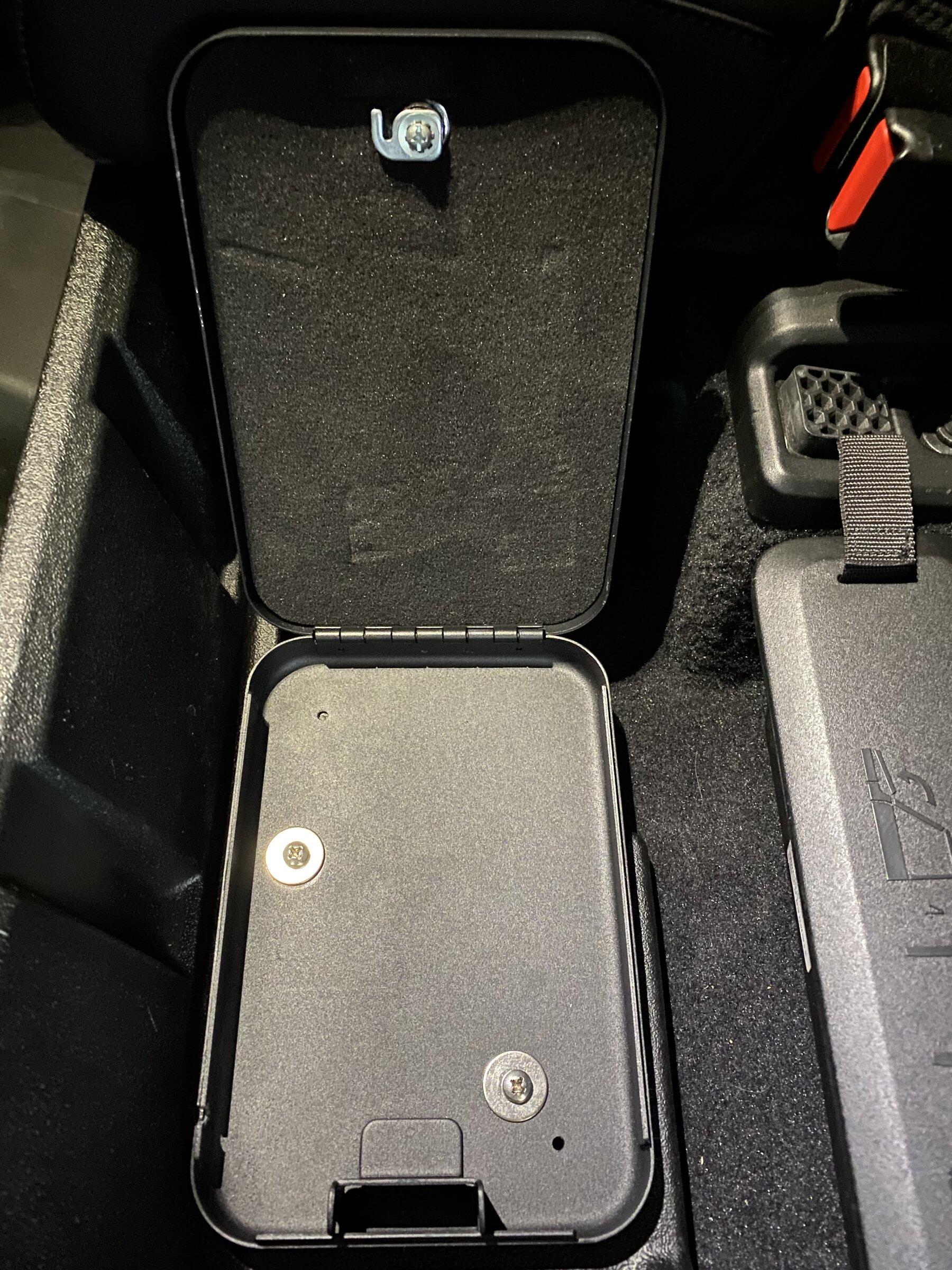 Jeep Gladiator Under Drivers Seat Lock Box 89F5B3CB-0D5C-46E3-9B6C-69D7F68BBD45
